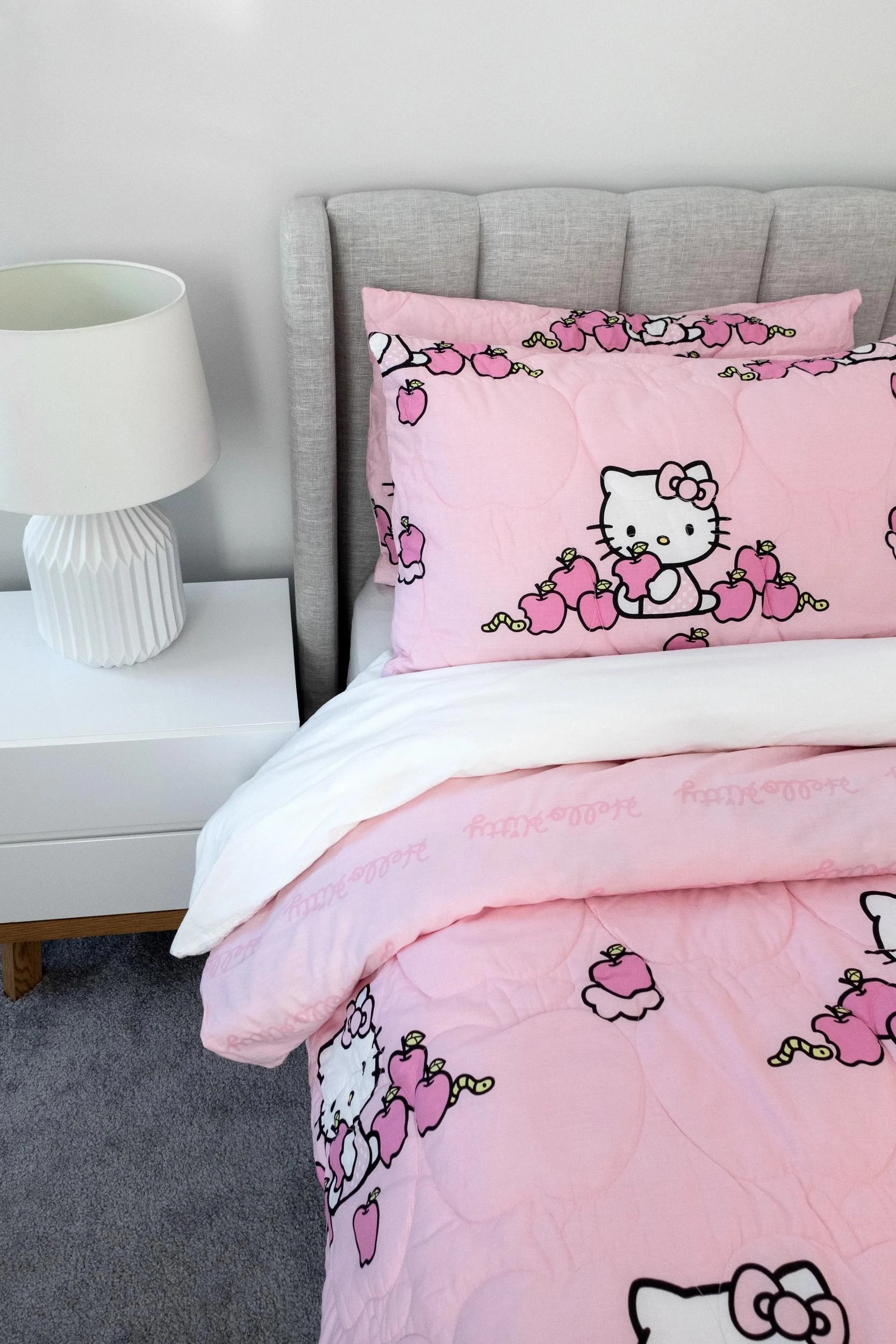 1 Hello Kitty Kids Quilt Cover Set - Queen Bed - Pink, 1 of 3