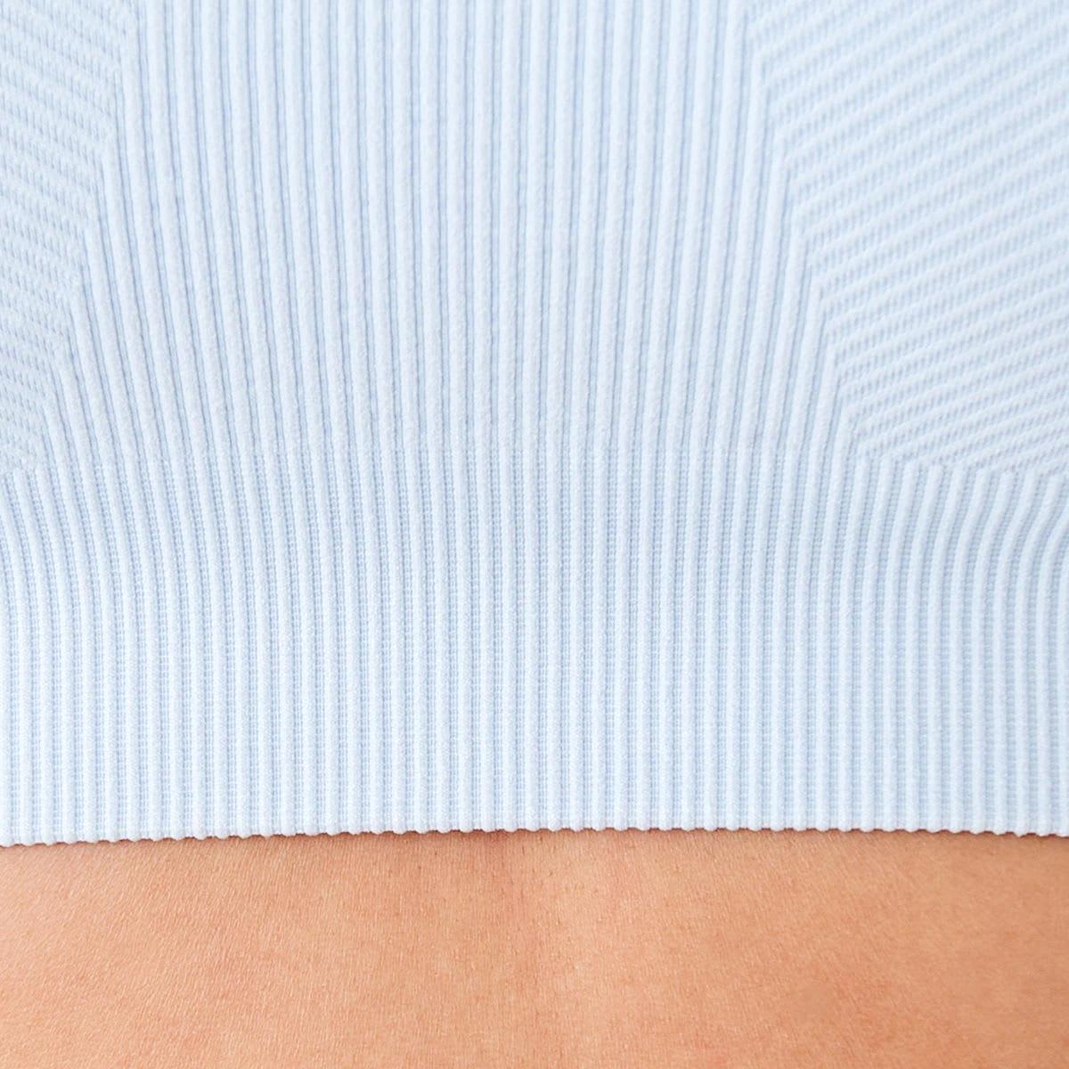 6 Medium Impact Sports Seamfree Crop Top HALOGEN BLUE, 6 of 8