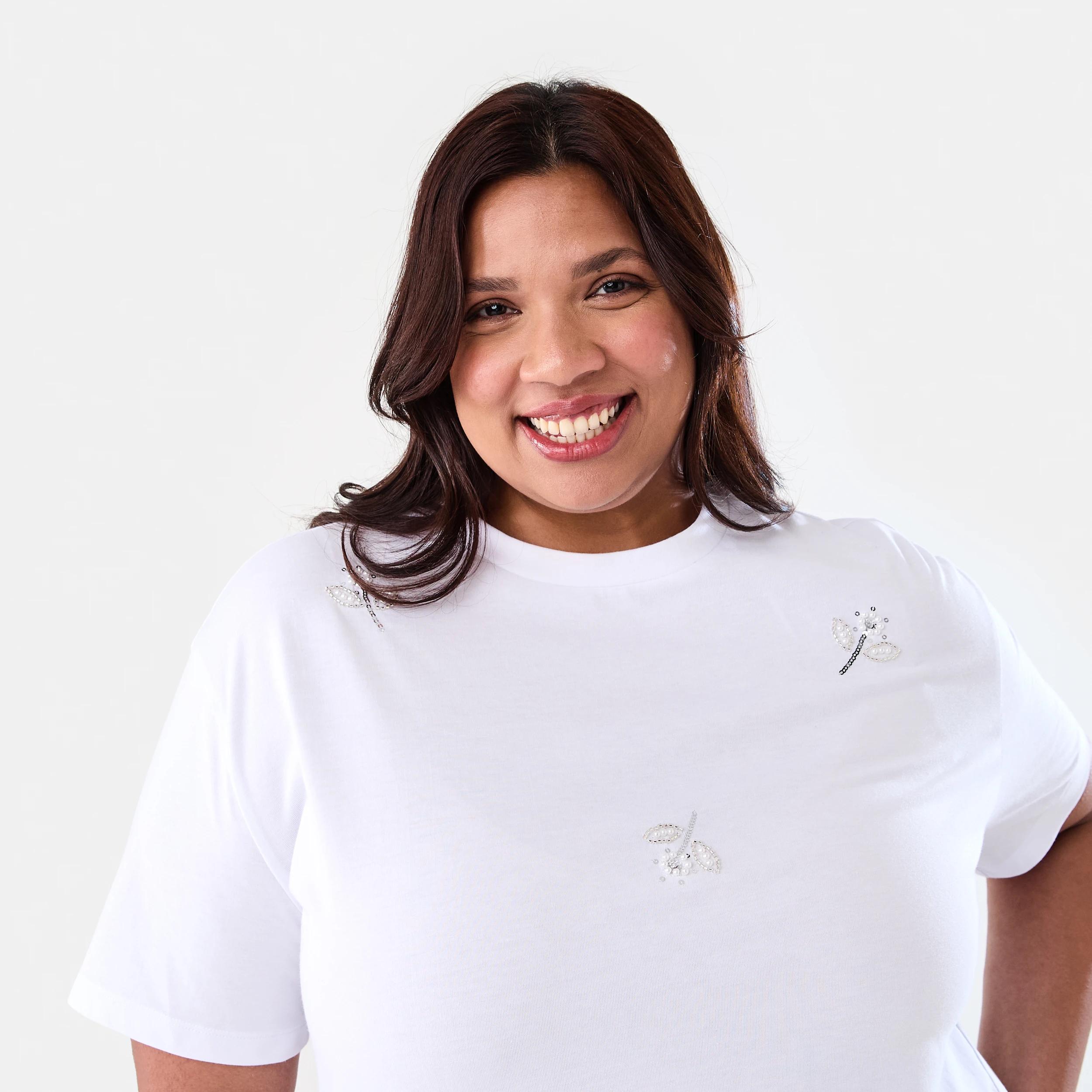 4 Curve Short Sleeve Embellished T-shirt White, 4 of 6