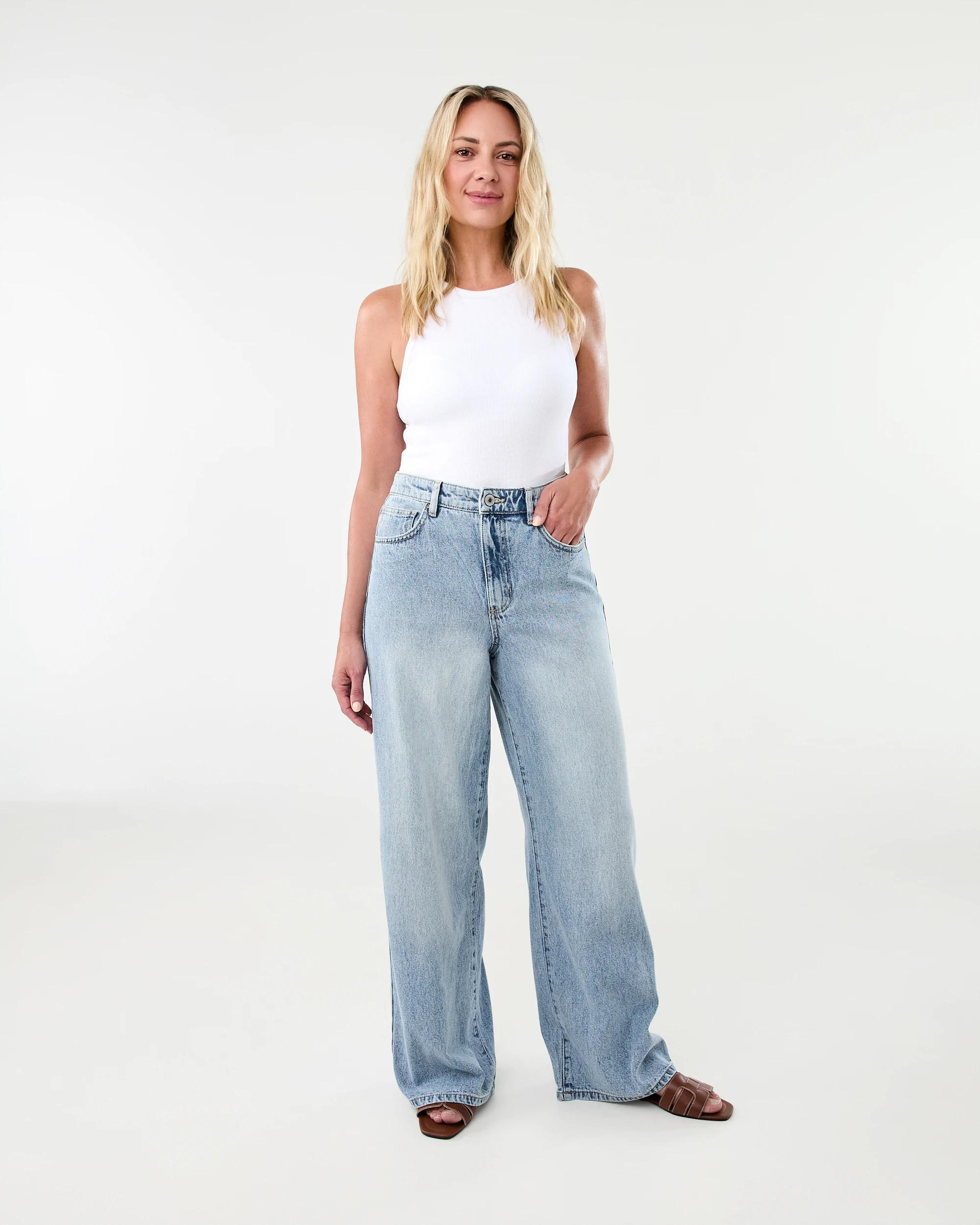 3 Wide Leg Jeans LIGHT WASH DENIM, 3 of 9