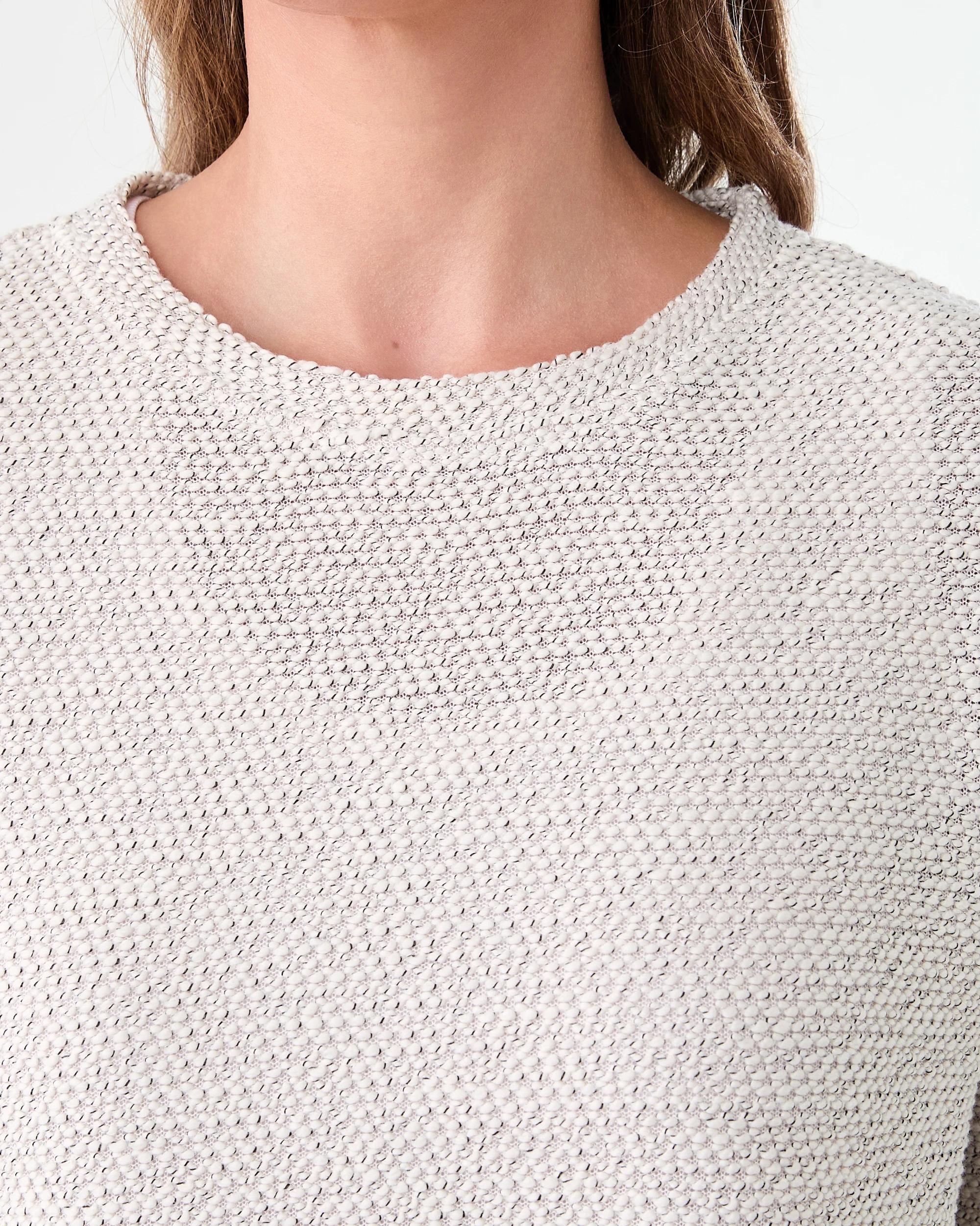 5 Long Sleeve Textured Split Hem Top Nat Beige, 5 of 7