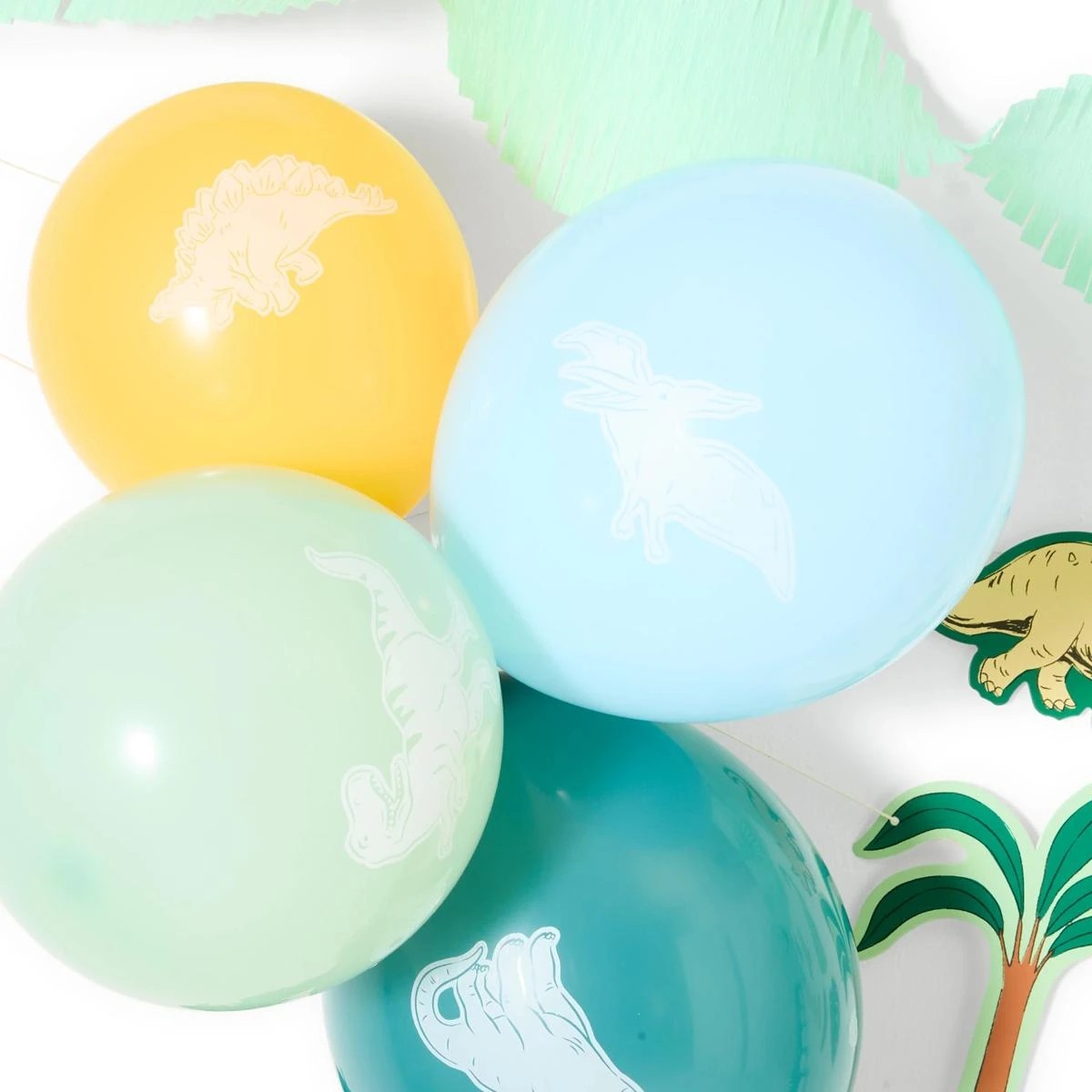 6 12 Piece Jungle Bunting Balloon Pack, 6 of 9