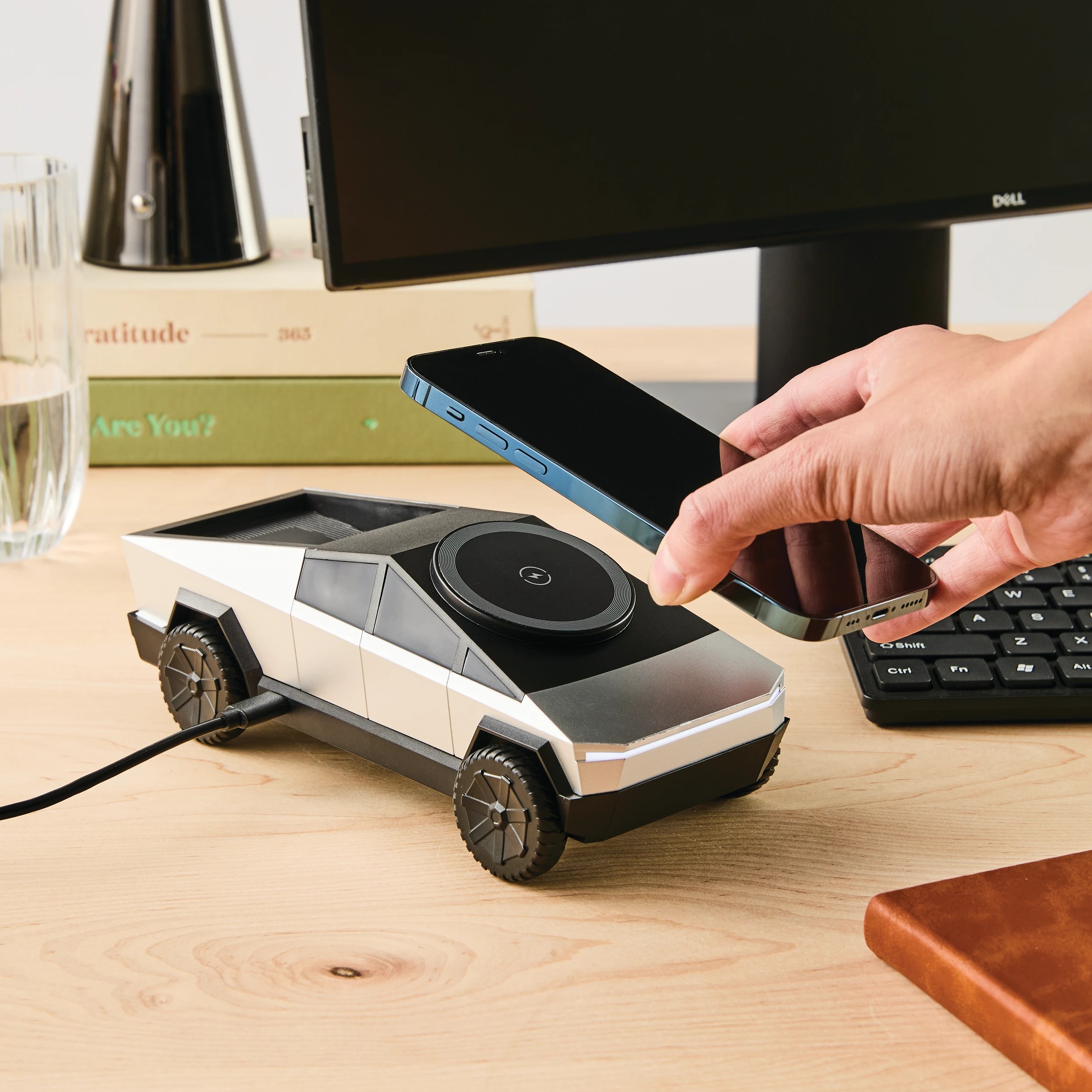 1 Car Shaped 3-in-1 Charger, 1 of 10