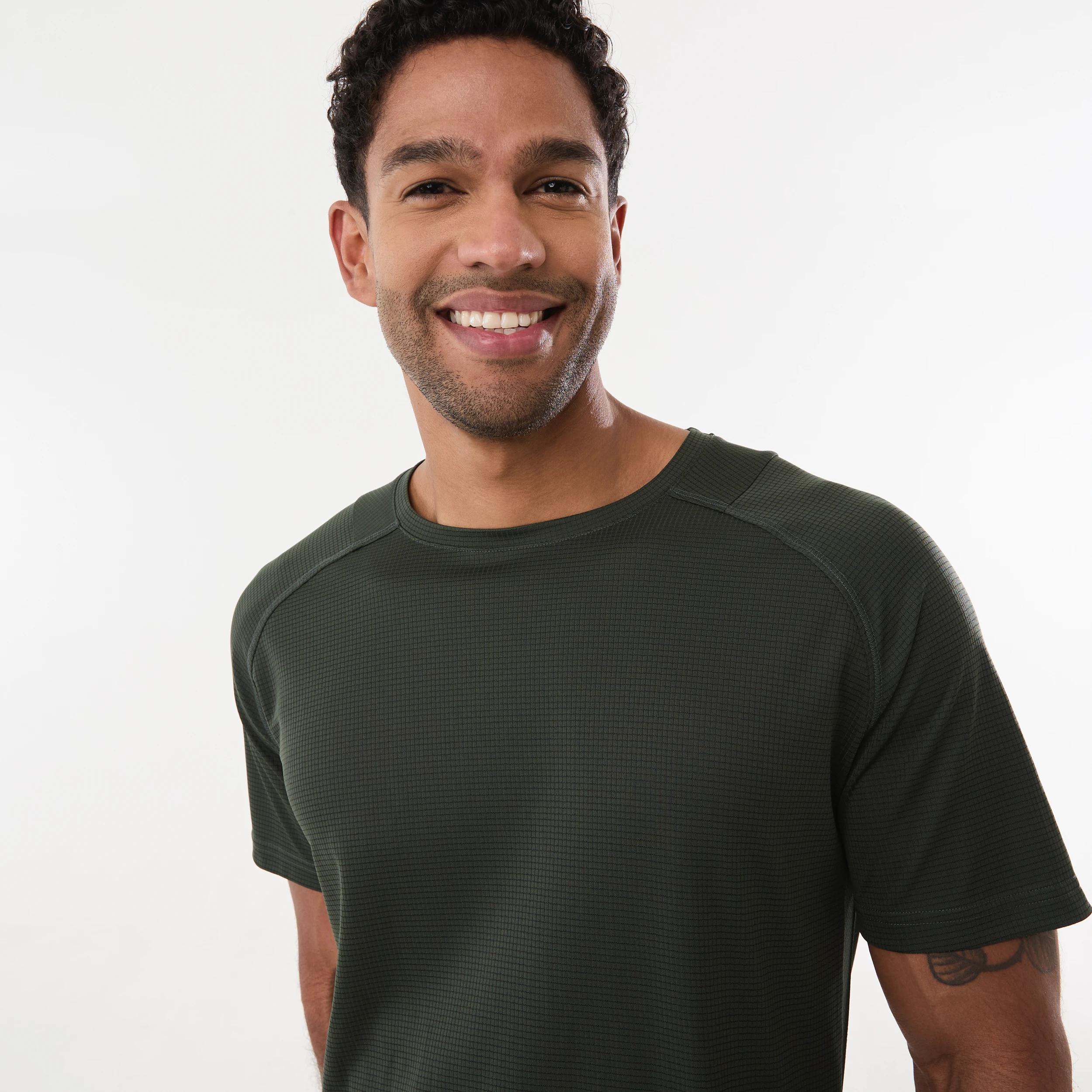 4 Active Mens Performance T-shirt DEEPEST GREEN, 4 of 6
