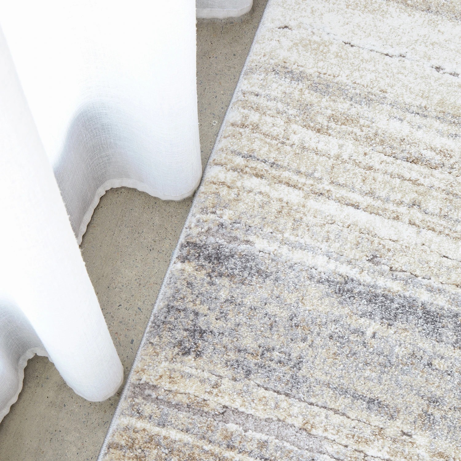 4 Common Ground Rugs Breezewood 77 300x80cm - Medium Runner Power Loomed Pet Friendly Rug - Silver, 4 of 7