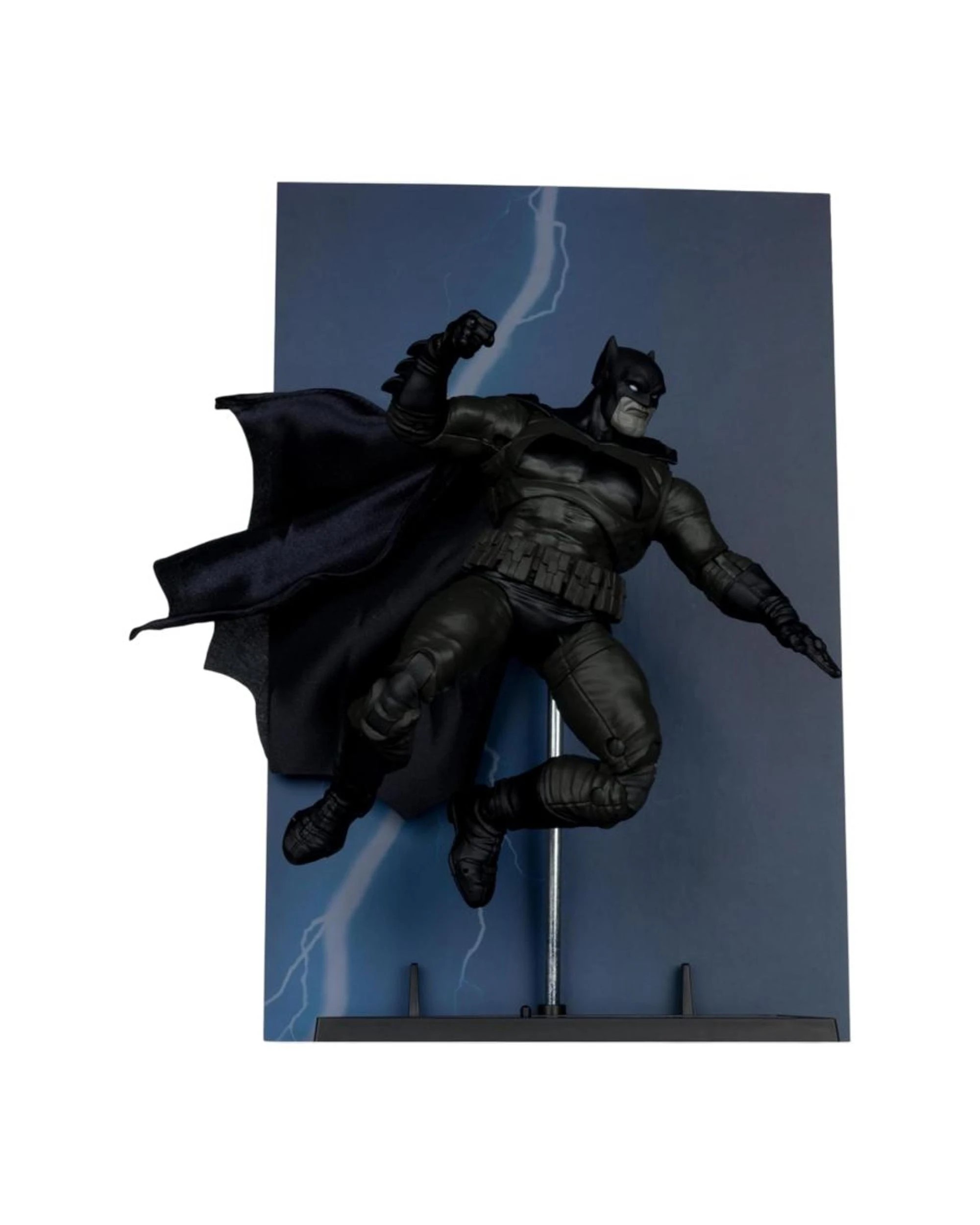 3 DC Multiverse Cover Recreations Batman The Dark Knight Returns Gold Label 7 Inch Figure, 3 of 10