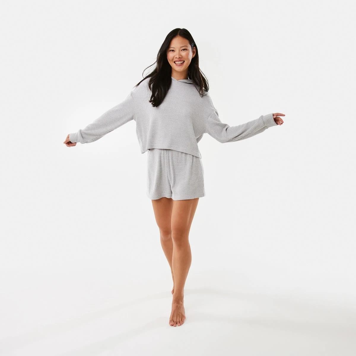 2 Waffle Top and Shorts Pyjama Set Slvr Marle, 2 of 10