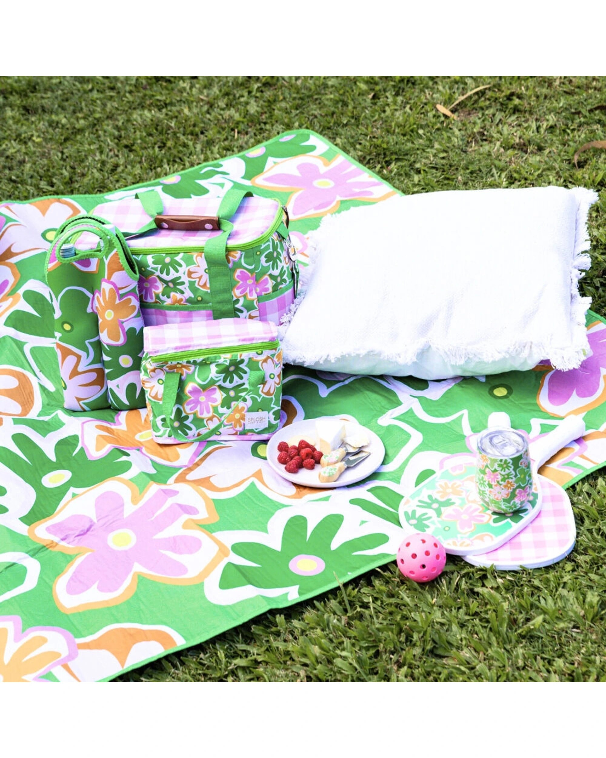 4 Splosh Summer Pop Rectangle Outdoor Picnic Mat With Handle 200x145cm - Green, 4 of 4