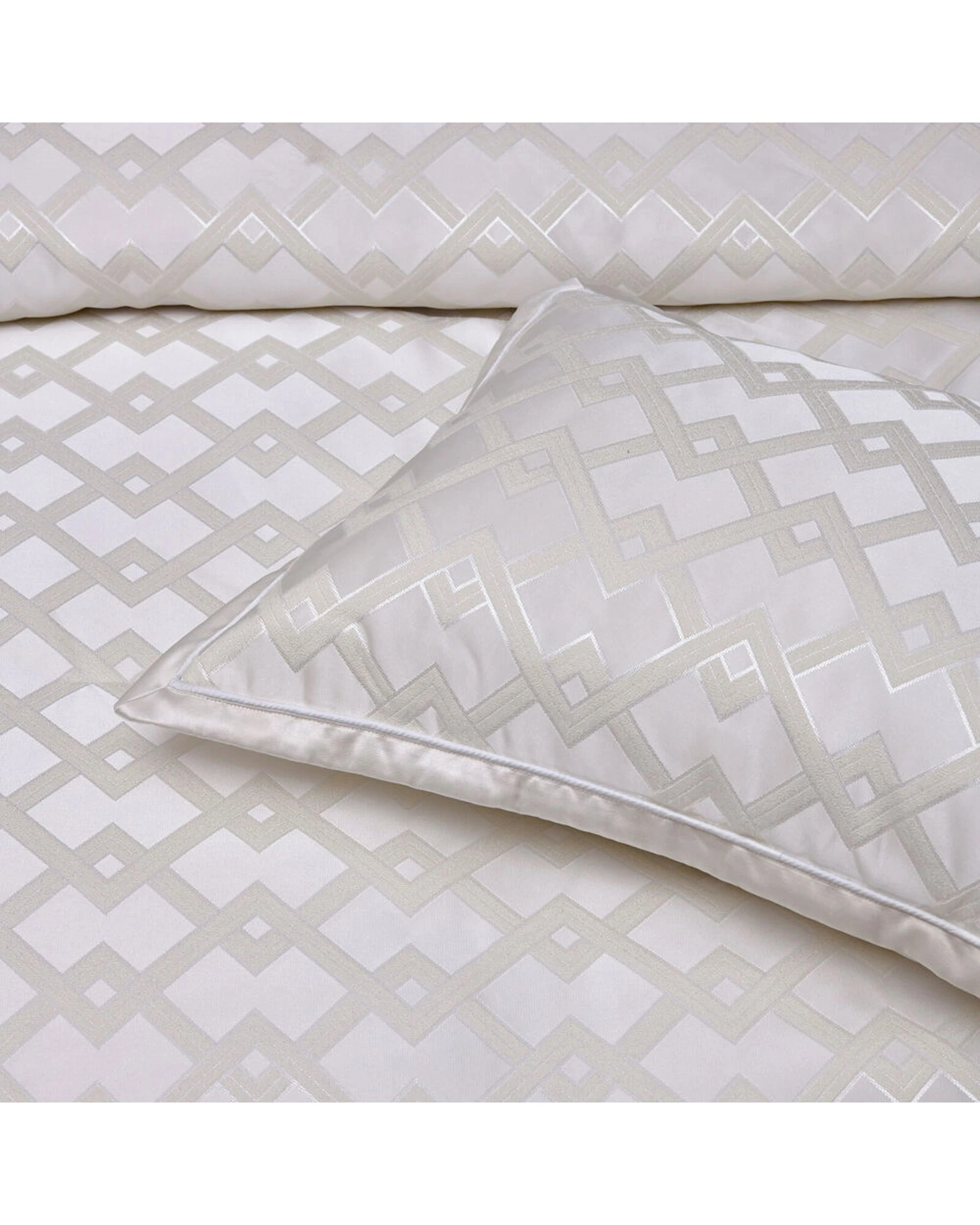 3 Bianca 6pc Firenze Polyester Comforter Set - Super King Bed - White, 3 of 4