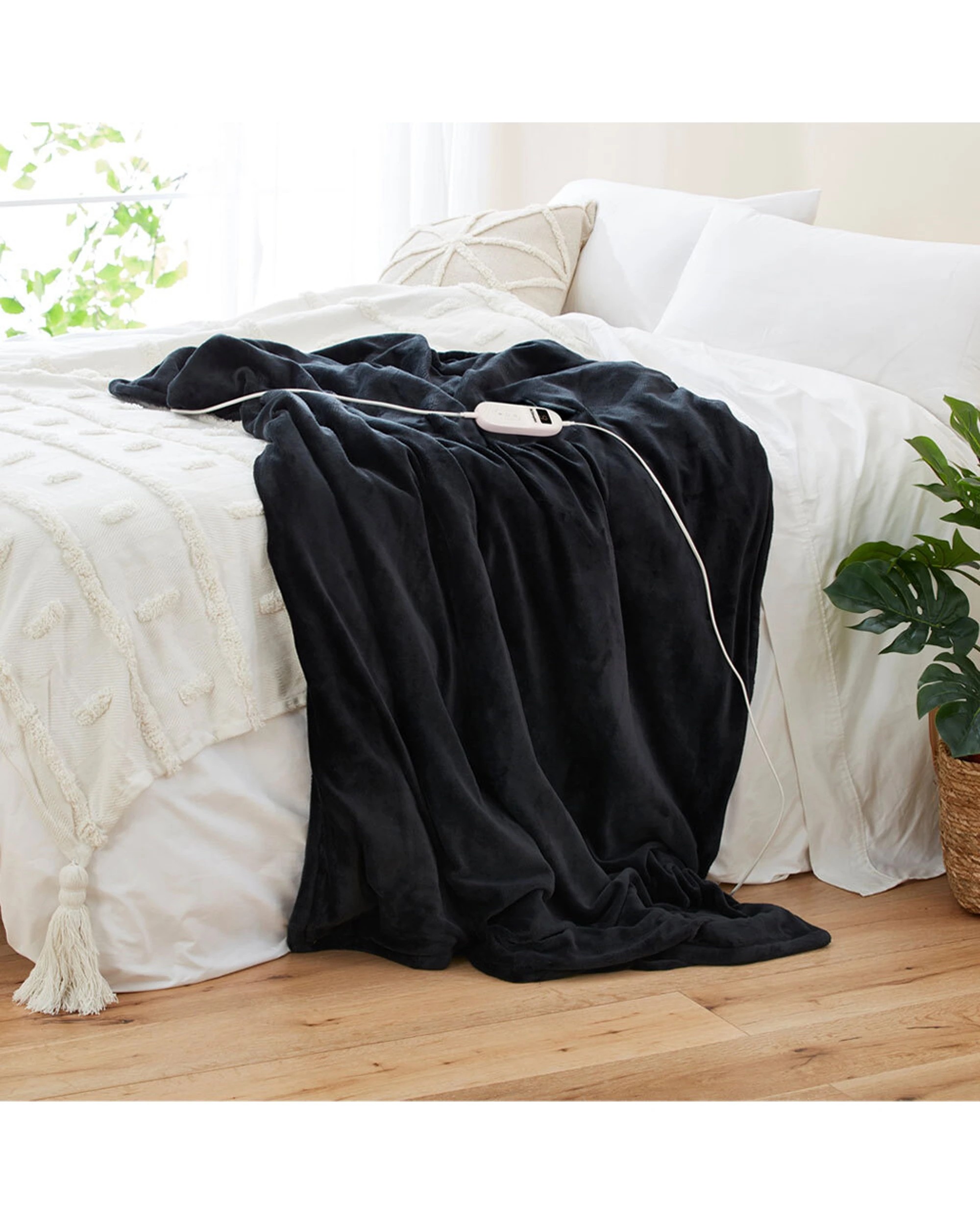 3 Dimplex Micro-Fleece Heated Throw Blanket With Detachable Controller - Charcoal, 3 of 3