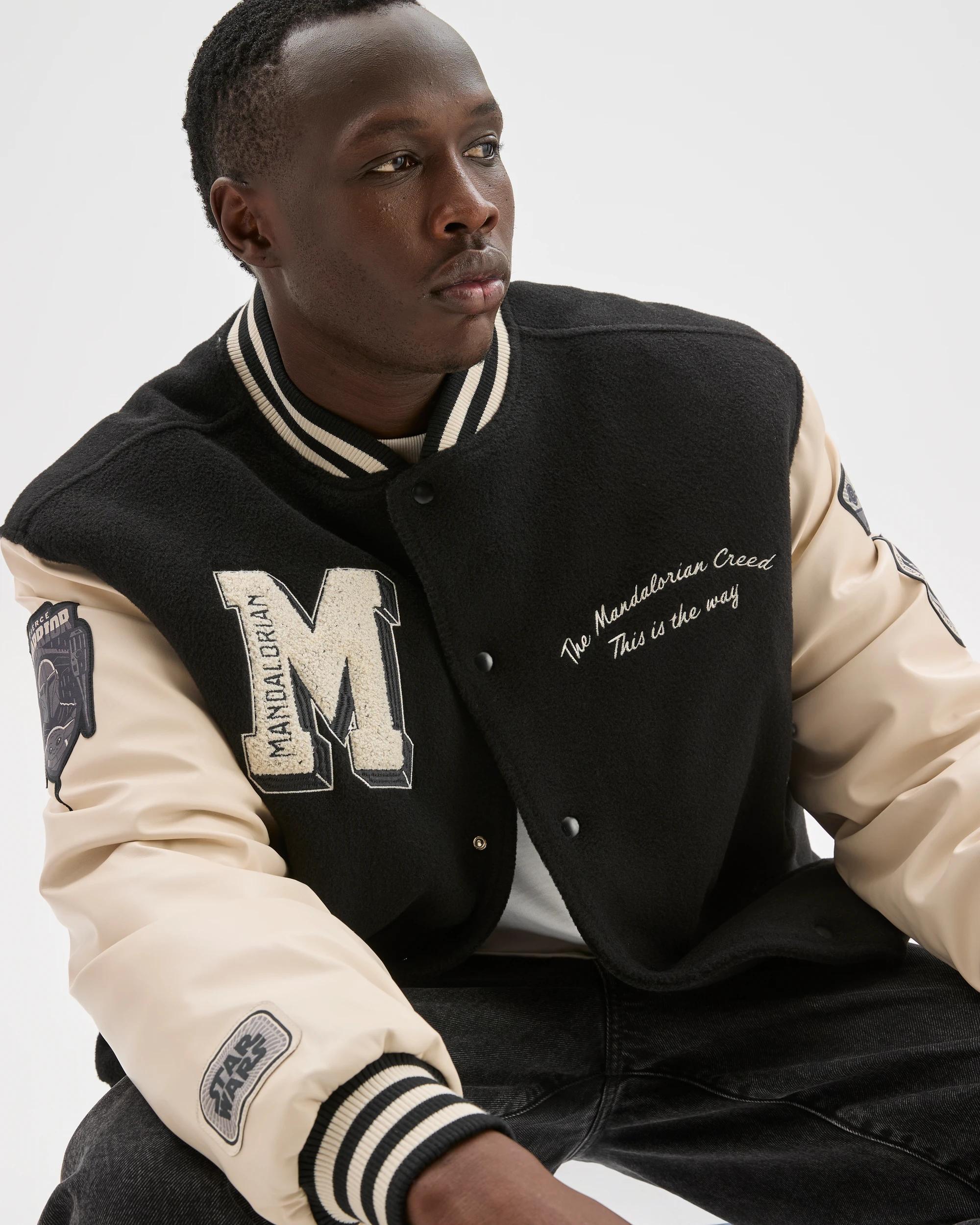 1 Star Wars Collectors Jacket BLACK, 1 of 6