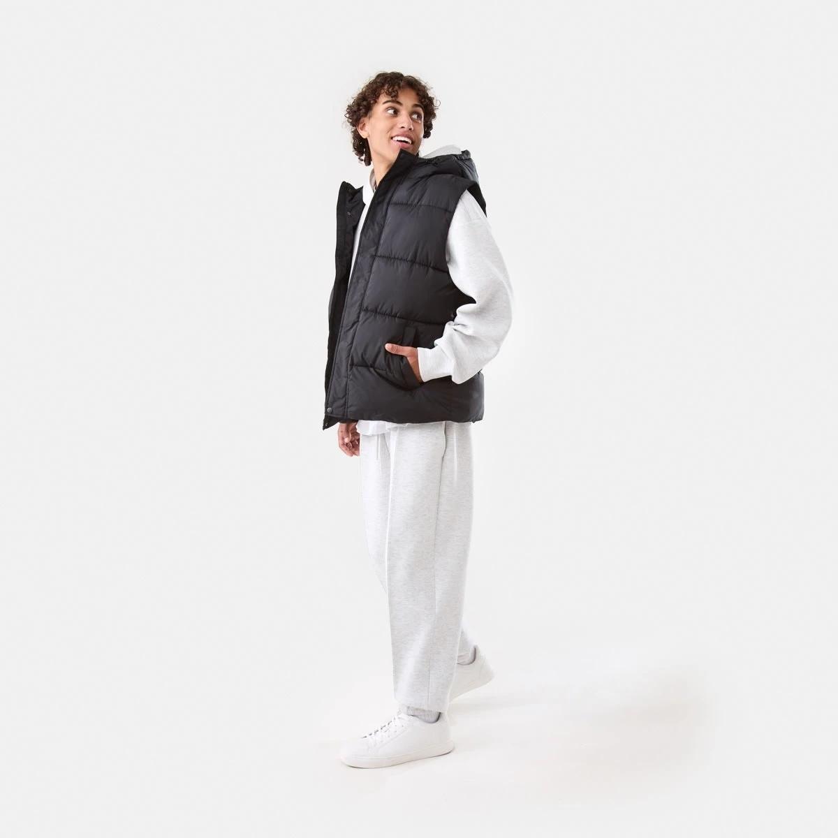 3 Hooded Puffer Vest Black, 3 of 7