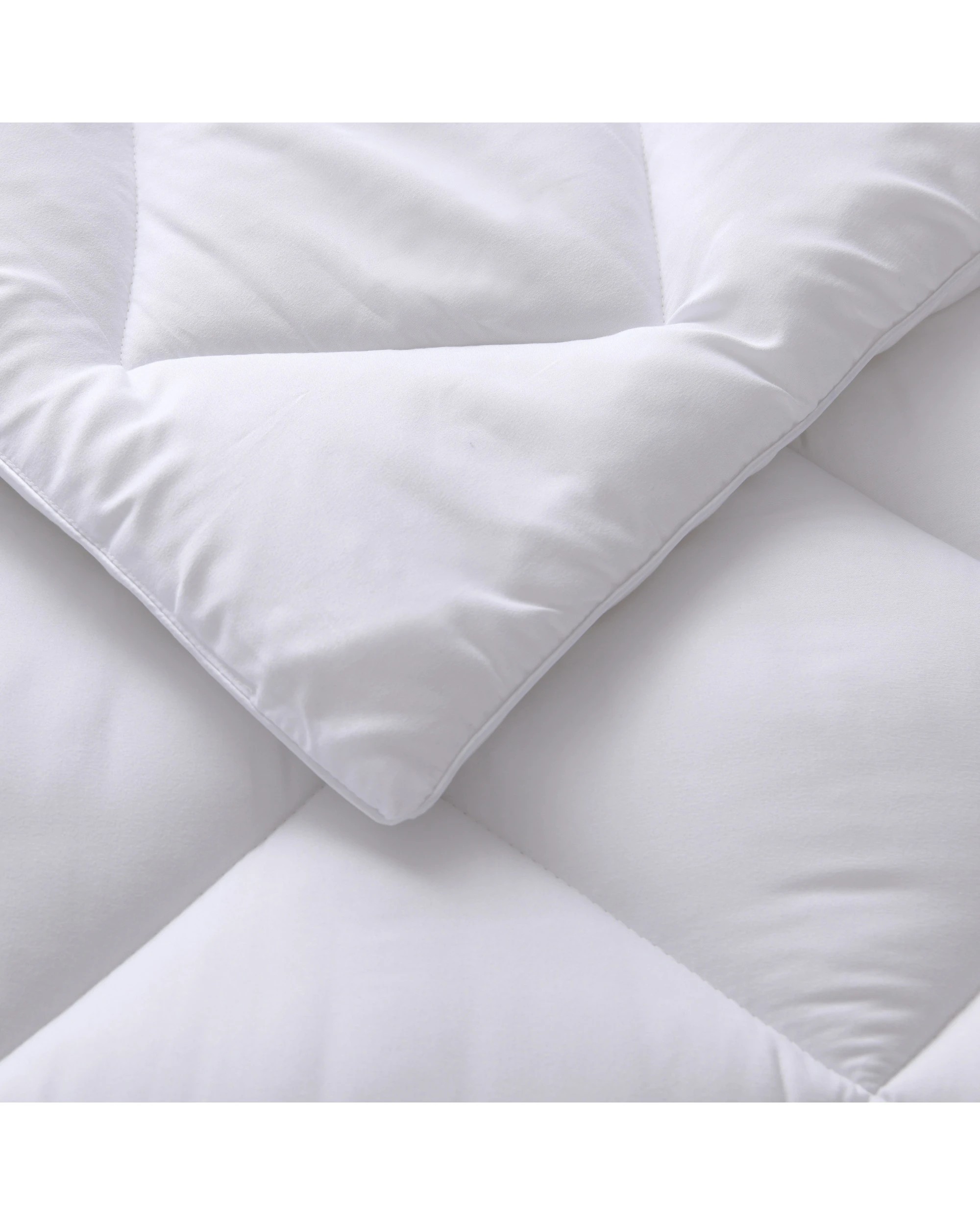 3 Sleepcare 500GSM Winterweight Microfibre Quilt - King Bed - White, 3 of 10