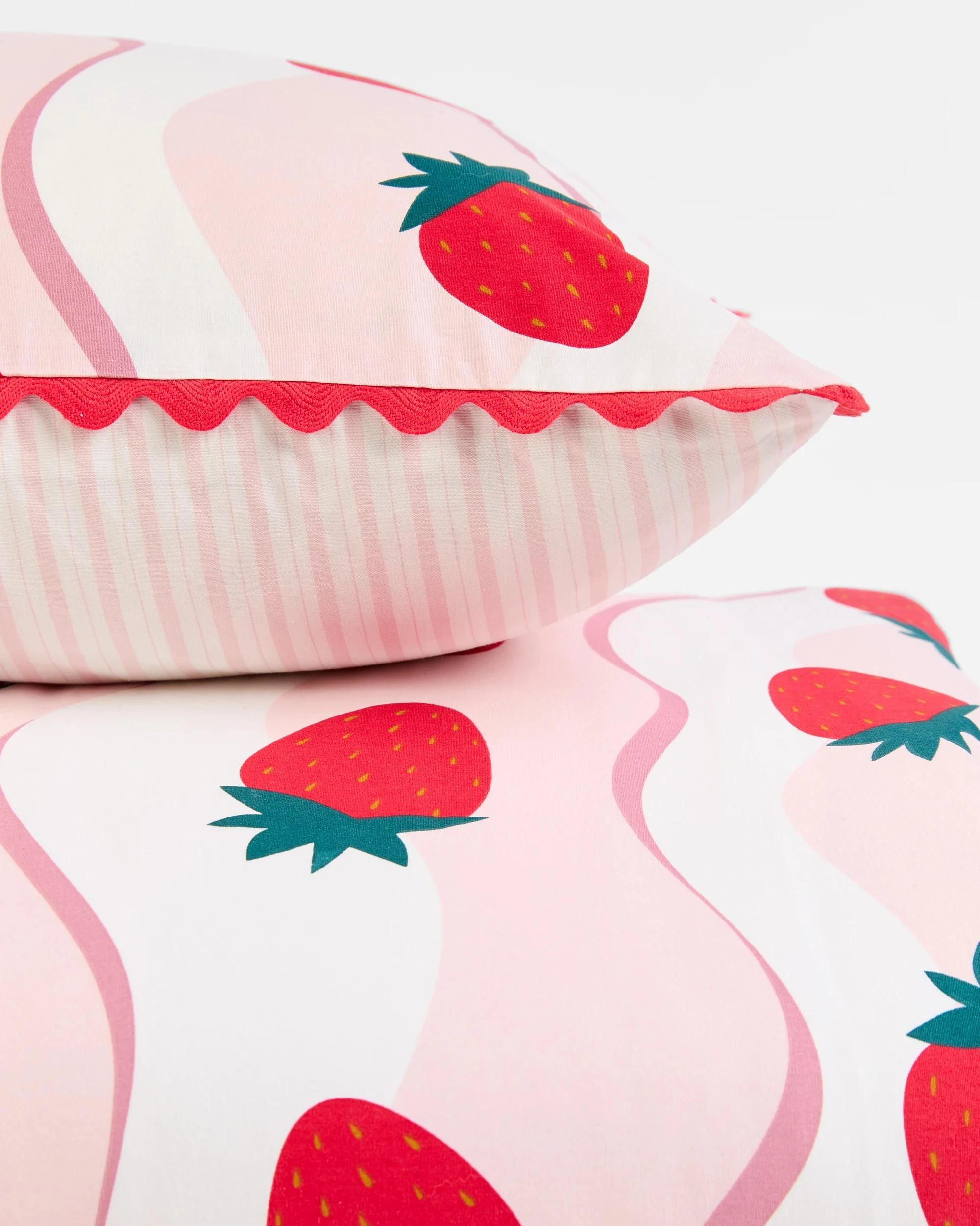 8 Target Strawberry Textured Australian Cotton Kids Quilt Cover Set - Double Bed - Pink, 8 of 9