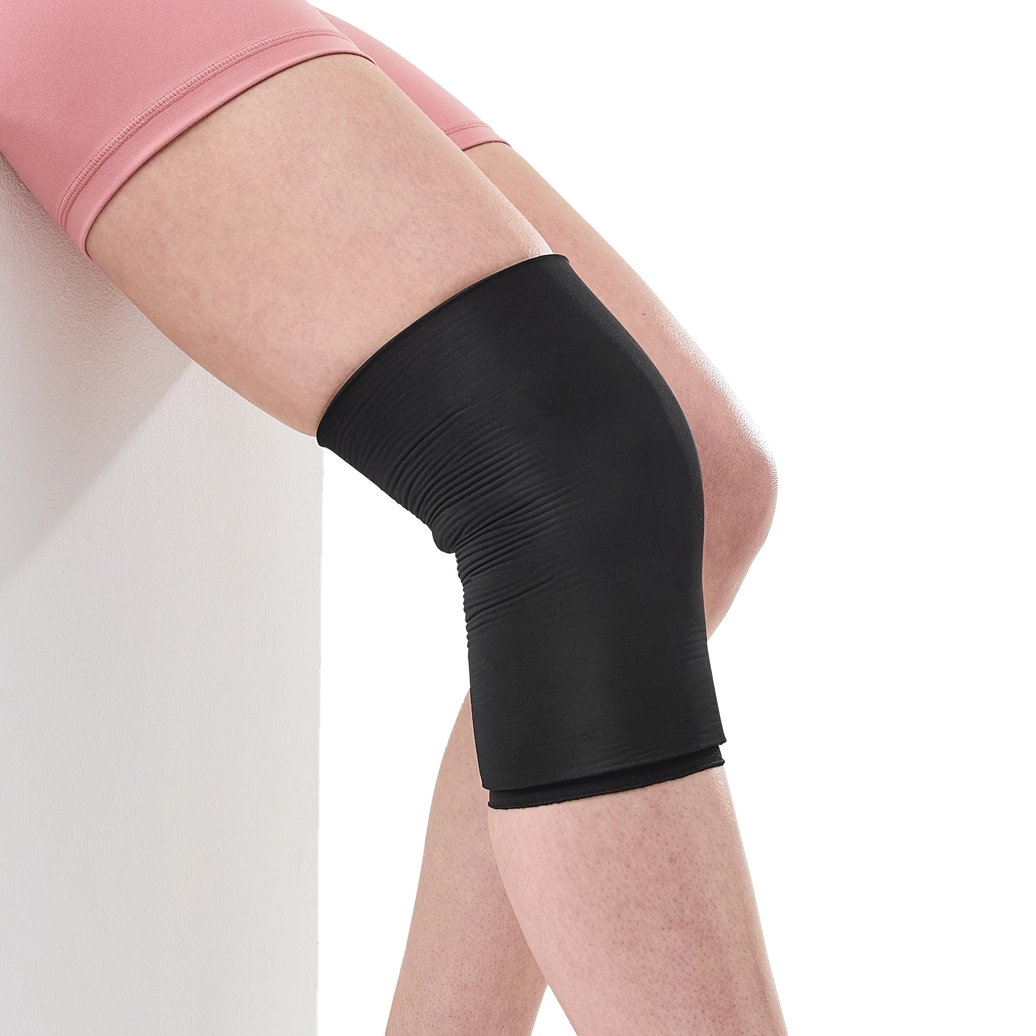 1 Hot and Cold Gel Recovery Sleeve For Knee, 1 of 9