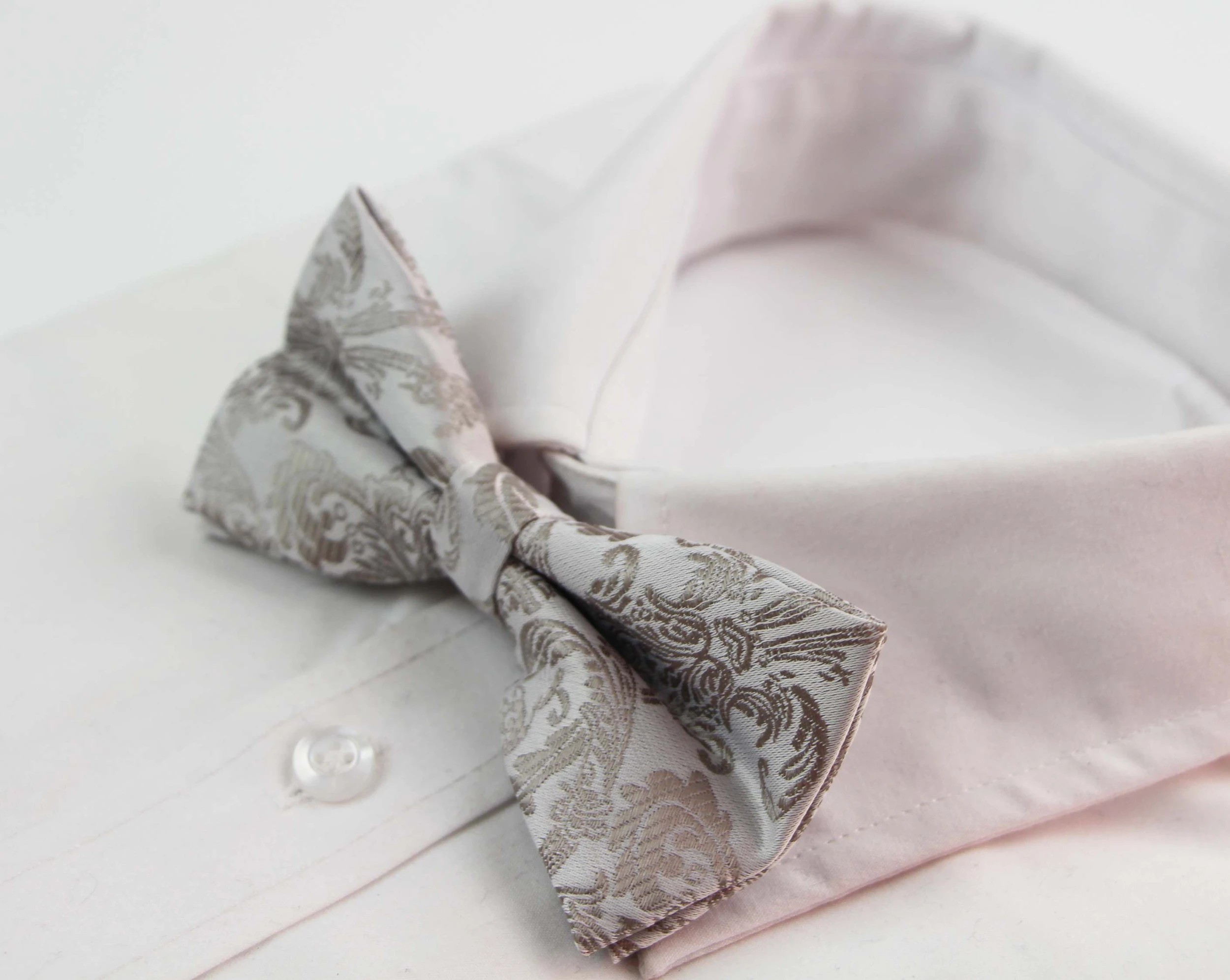 1 Zasel Mens Light Grey Patterned Bow Tie - Multi, 1 of 4