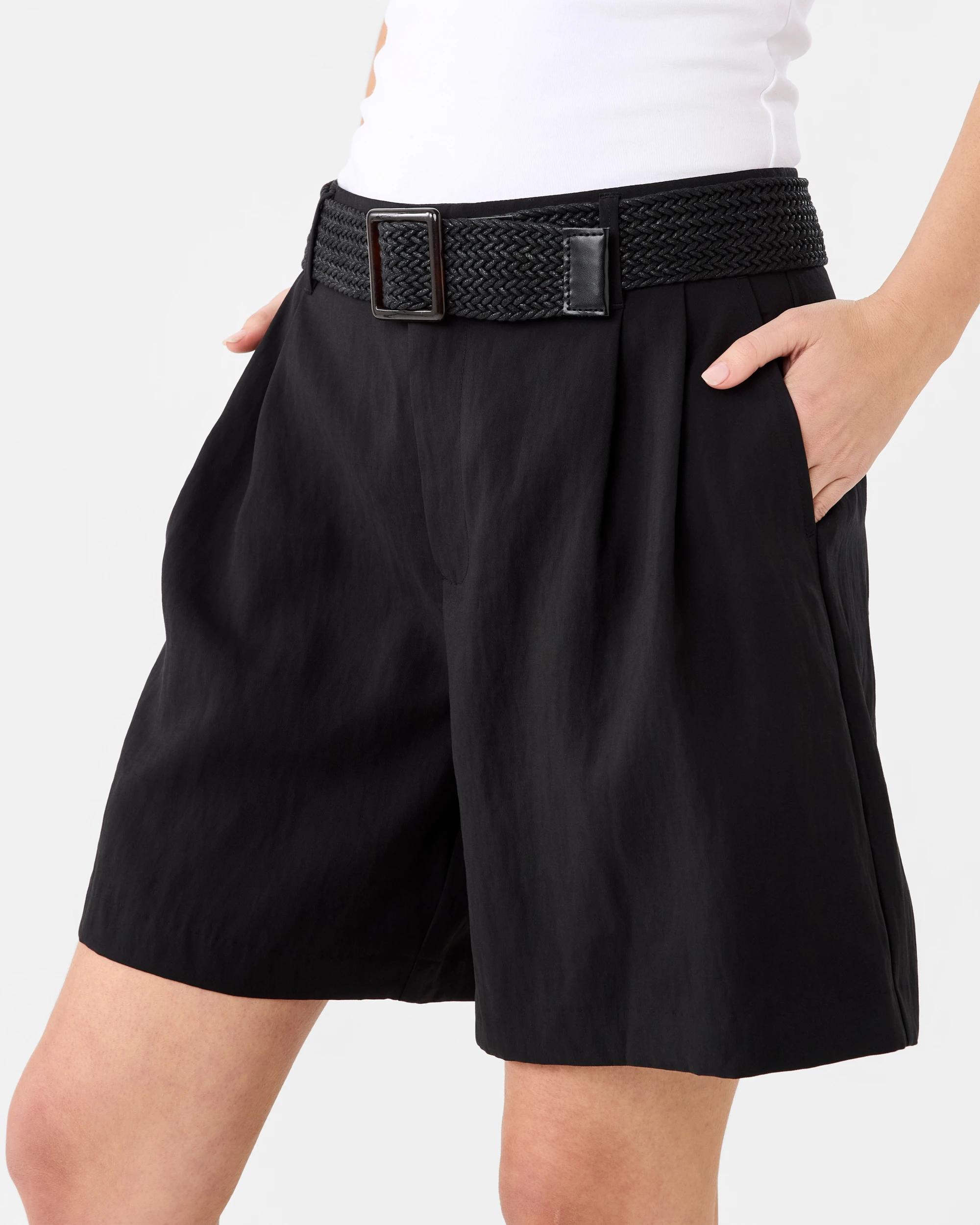 2 Belted Tailored Shorts Black, 2 of 5