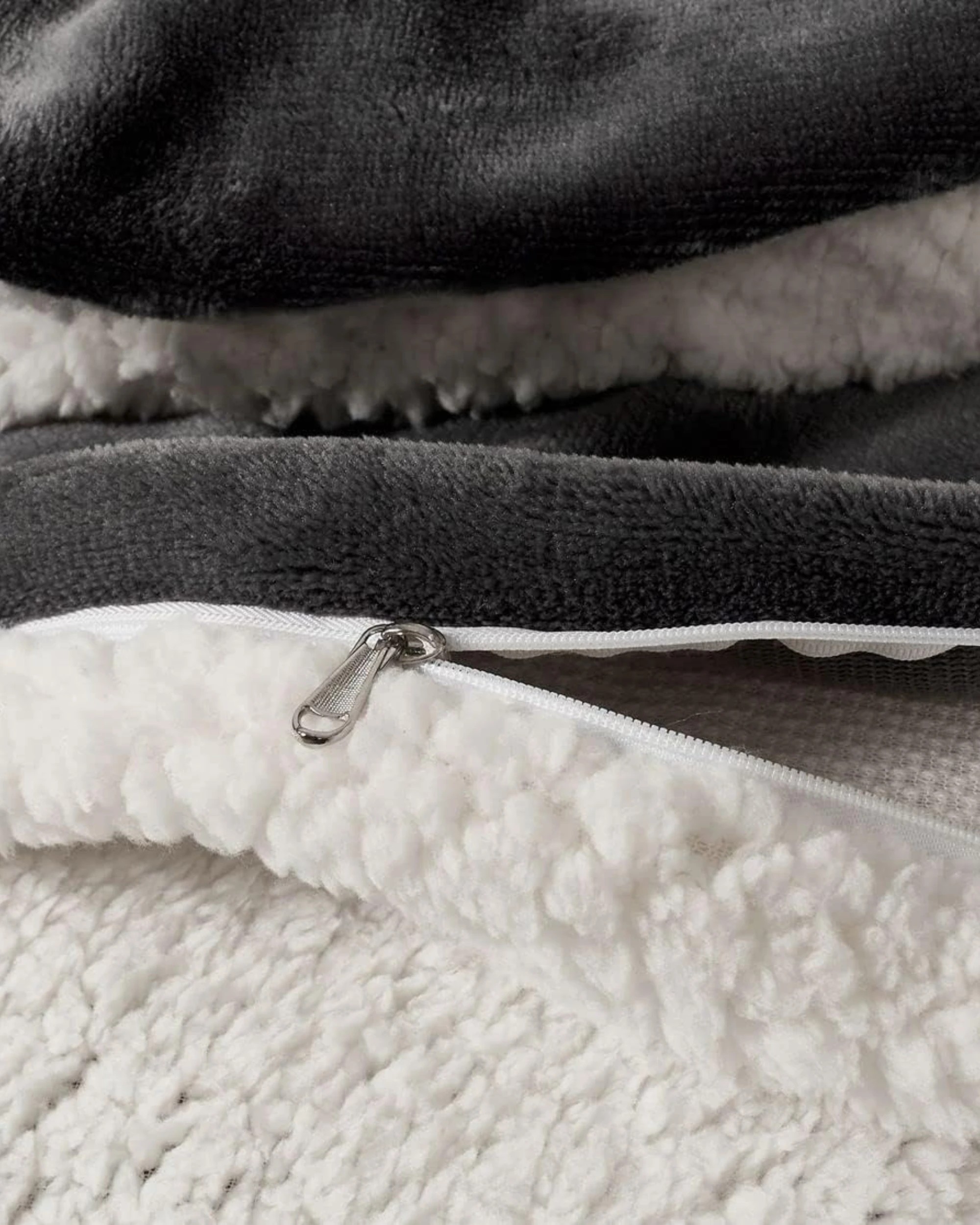 3 Gioia Casa 2-in-1 Teddy Sherpa Quilt Cover Set Warm Reversible - Super King Bed - Charcoal, 3 of 9