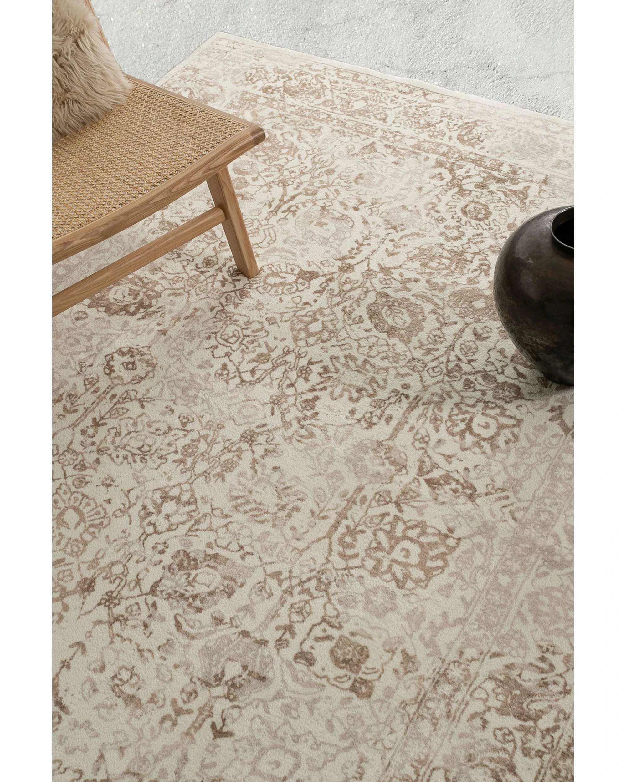 3 Loopsie Jaya Floral Washable Rug-180cm x 120cm - White, 3 of 7