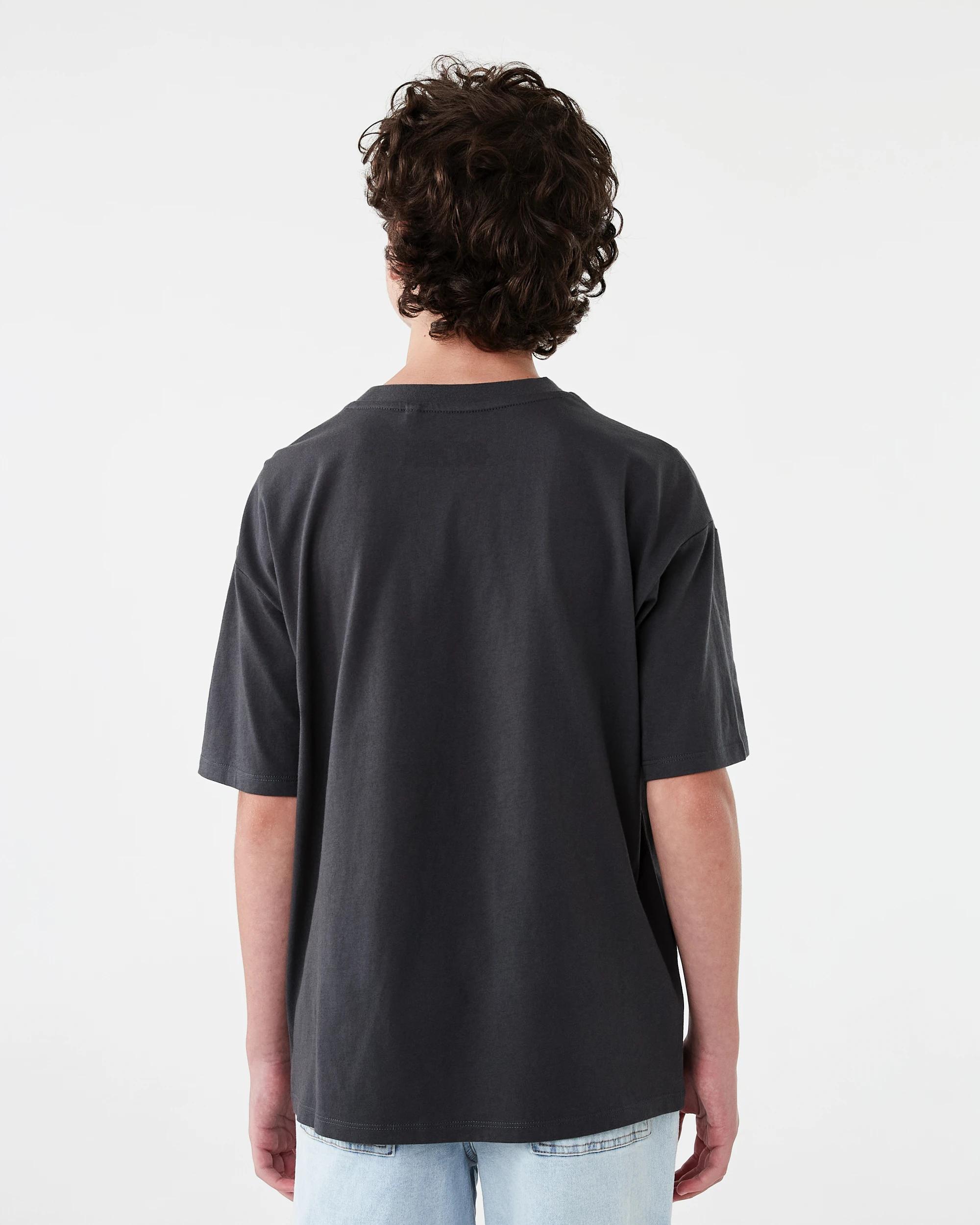 2 One Piece License T-shirt One Piece, 2 of 7