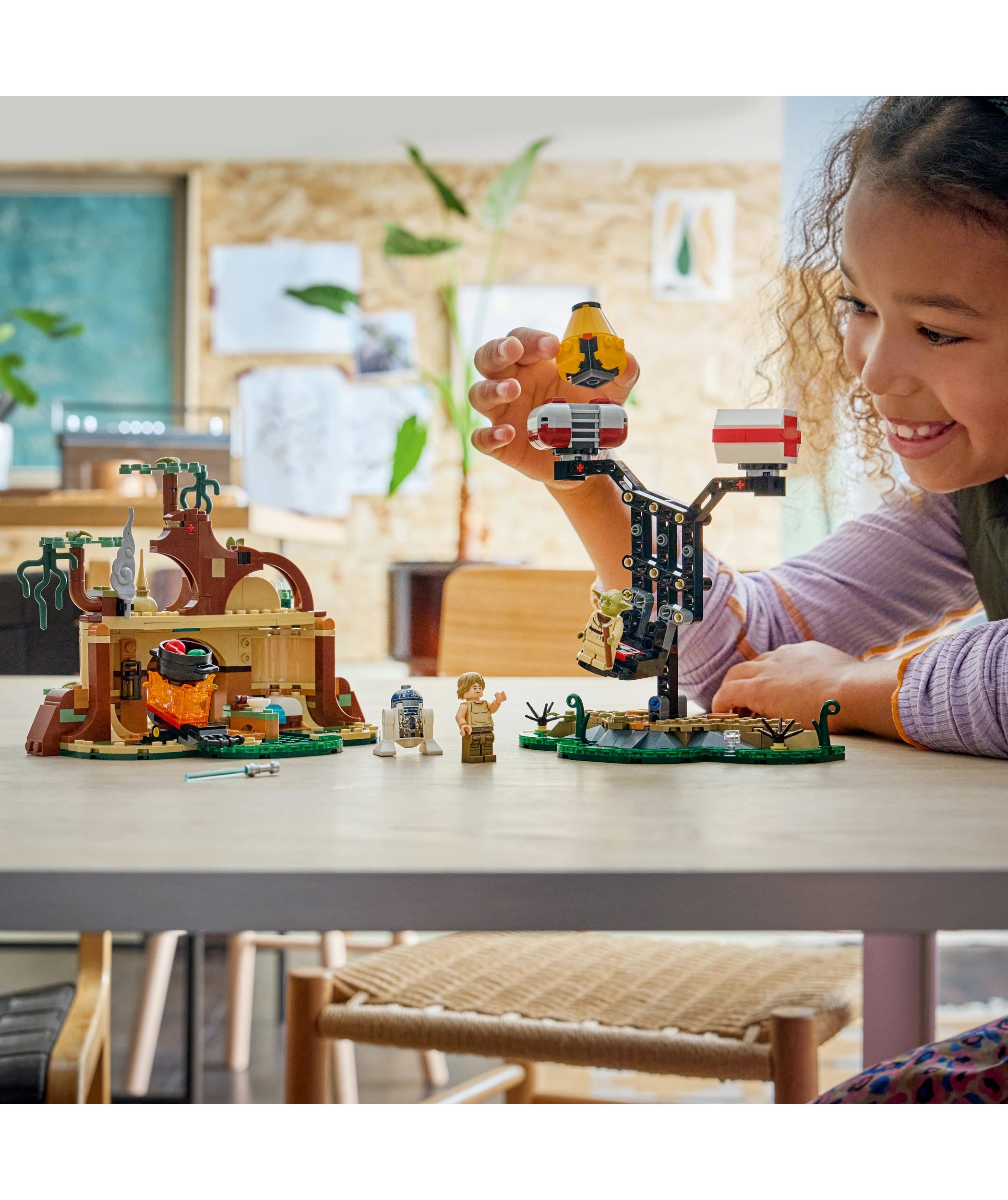 10 LEGO Star Wars SMART Play: Yoda's Hut and Jedi Training 75422, 10 of 11