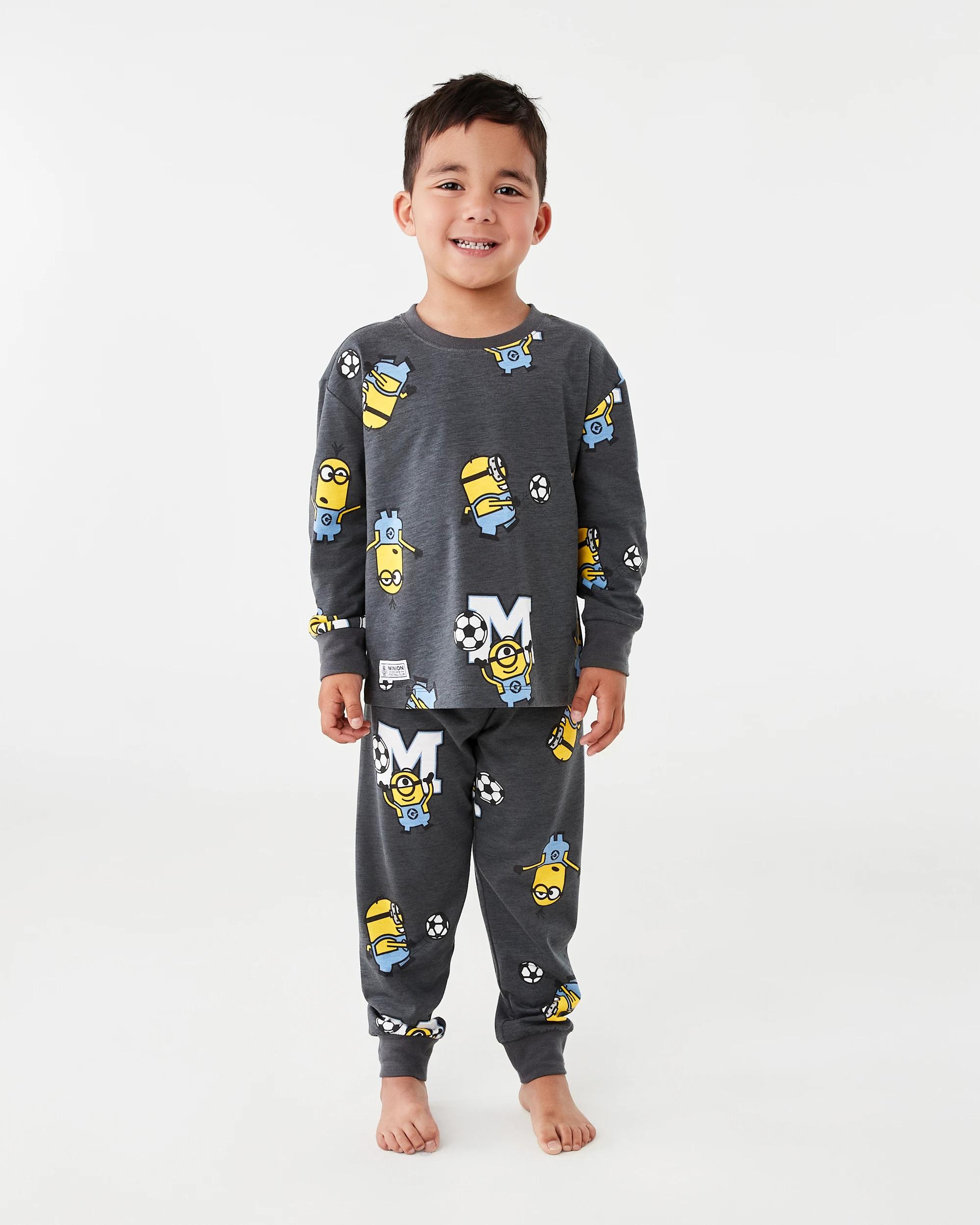 1 Minions License Pyjama Set Minions, 1 of 7