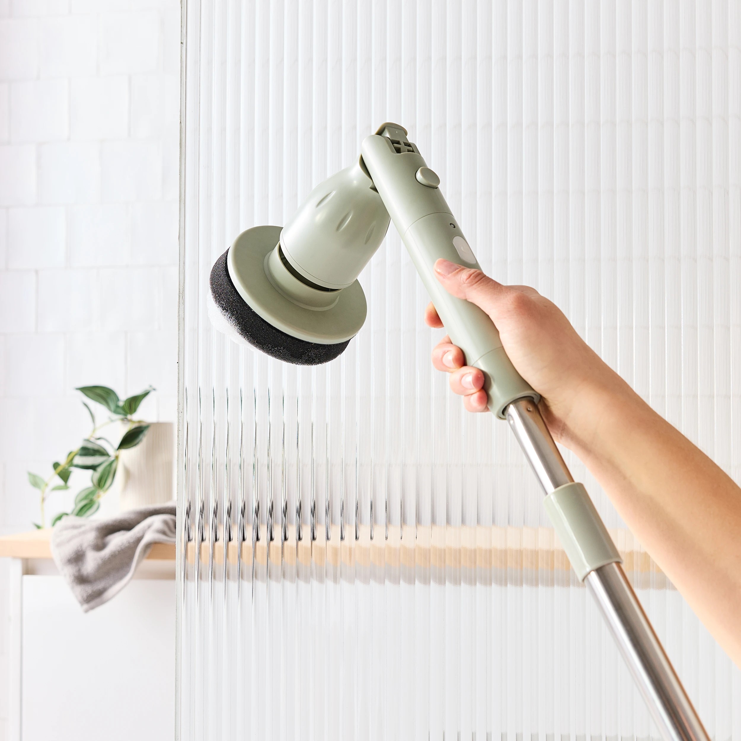 1 Long Handled Cleaning Brush - Green, 1 of 7