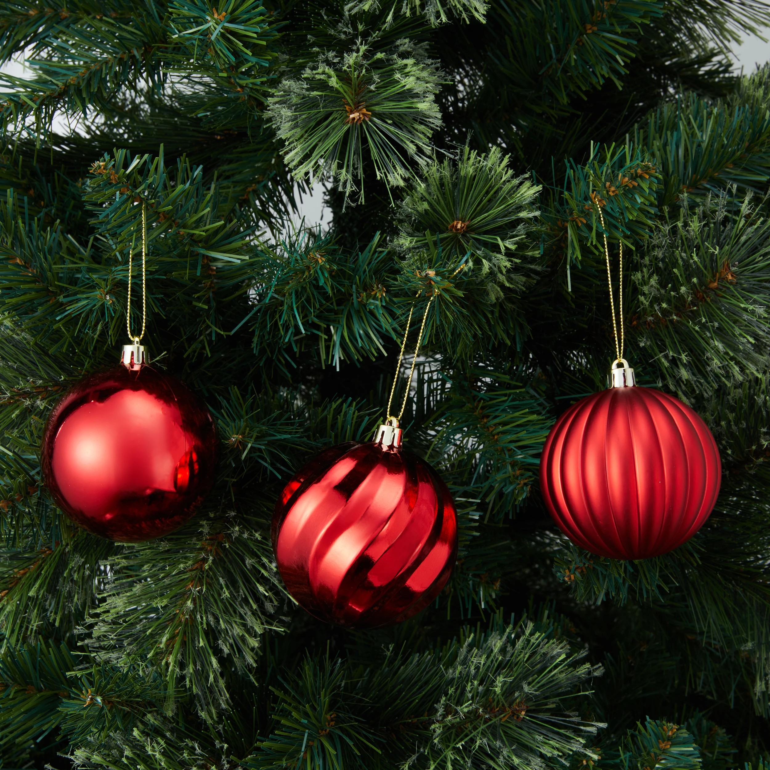 6 8 Pack 8cm Red Baubles, 6 of 7