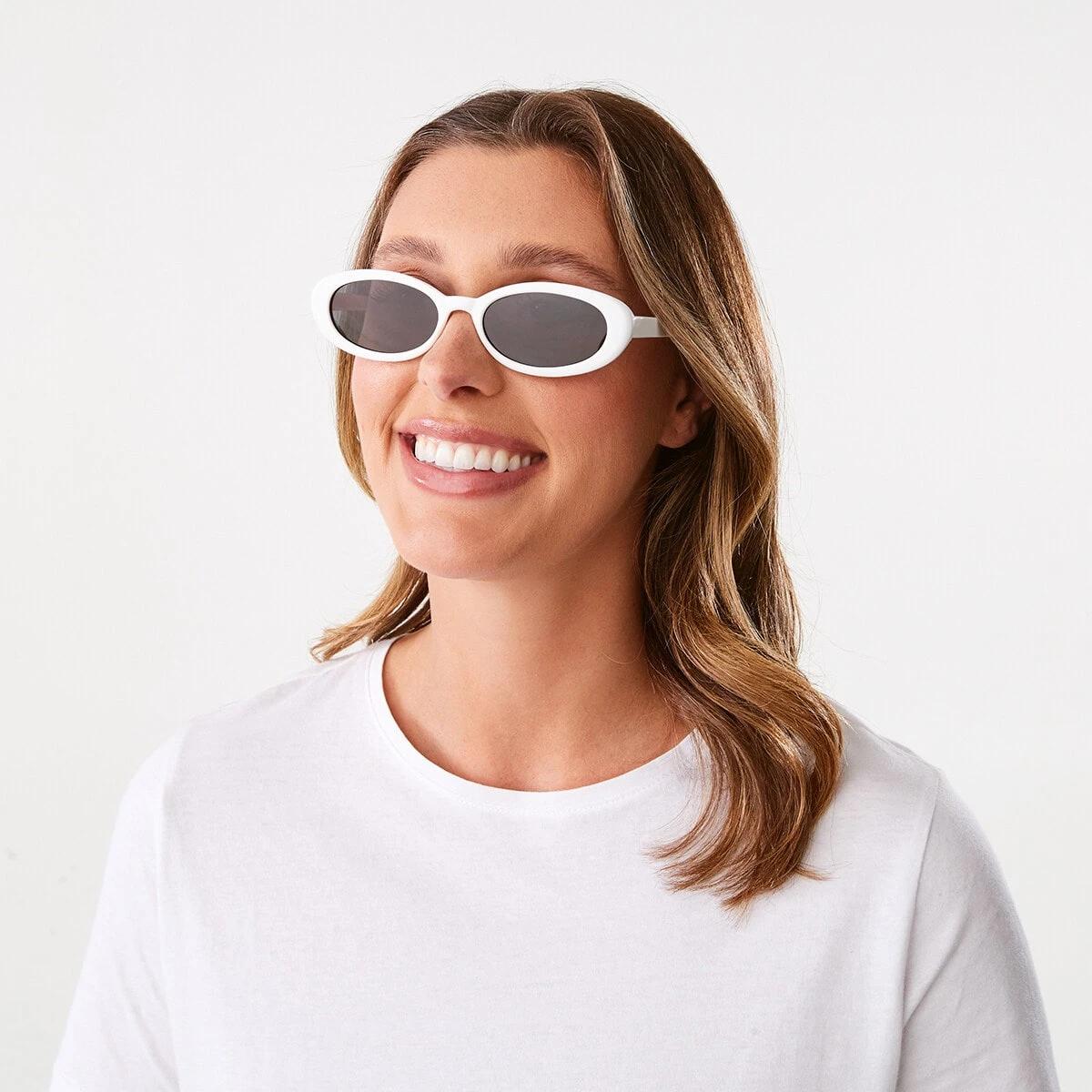 5 Oval Shape Sunglasses White2, 5 of 6
