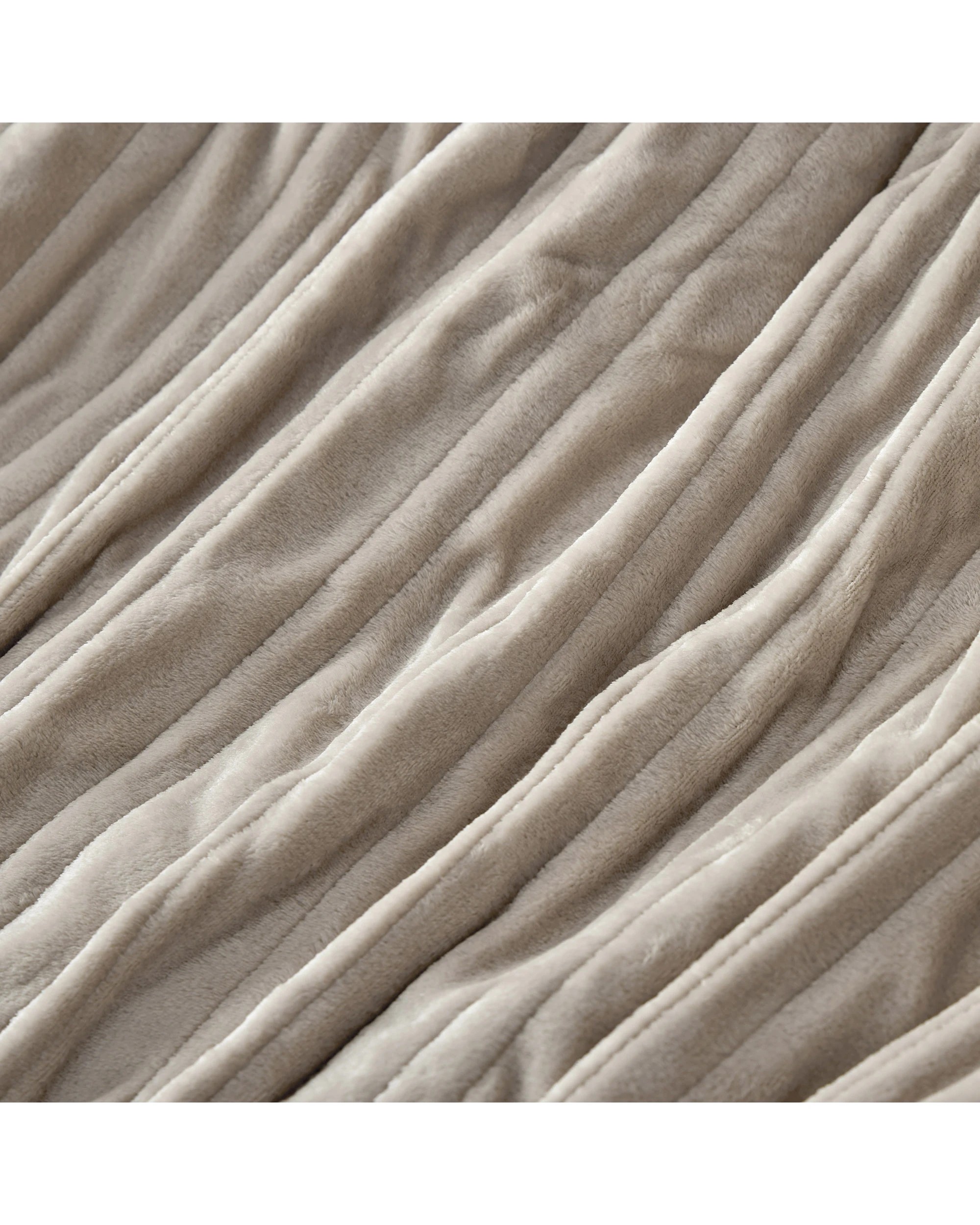 5 Dreamaker Nara Luxe Faux Mink Heated Throw 130x160cm - Brown, 5 of 8