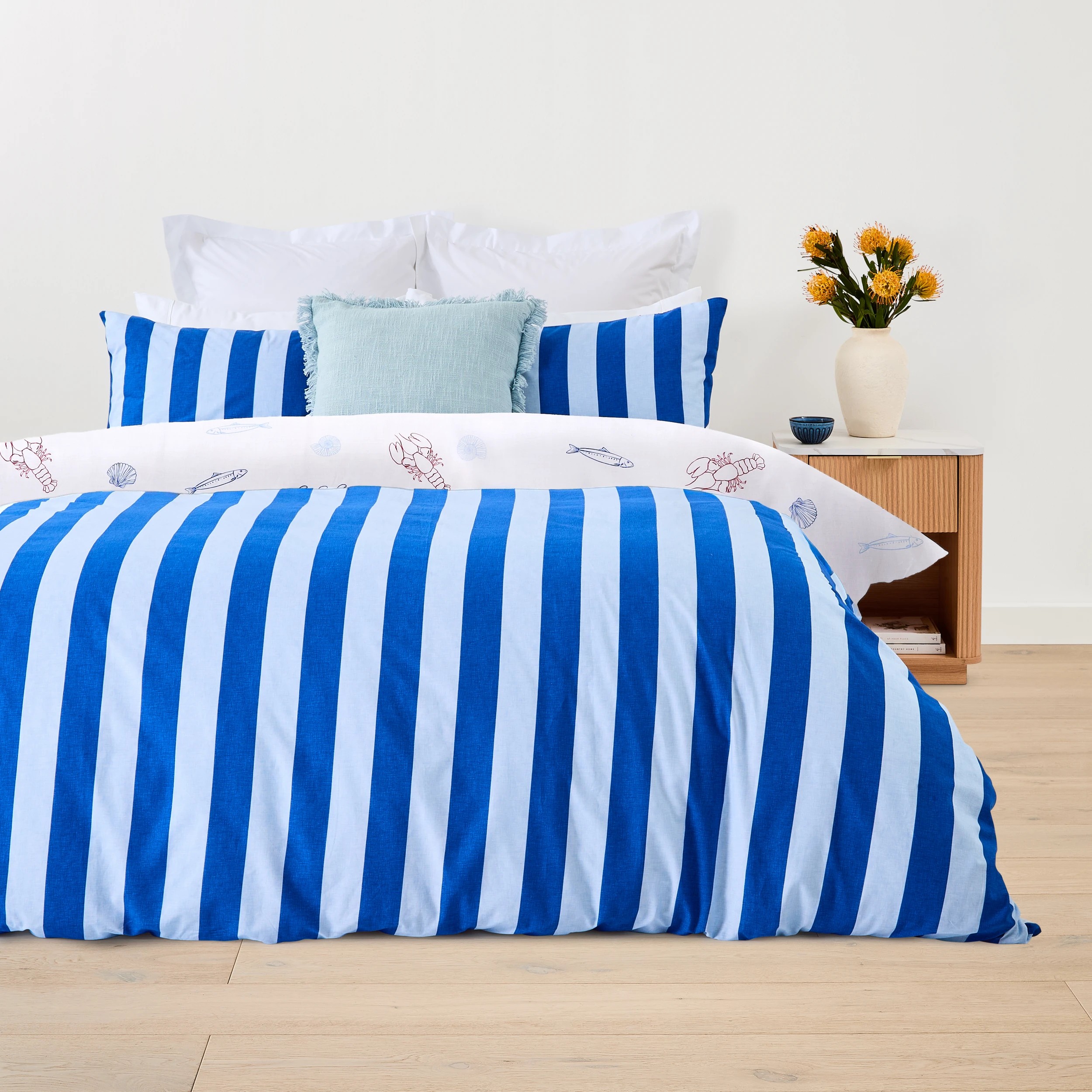 2 Sardine Summer Cotton Rich Reversible Quilt Cover Set - Queen Bed, 2 of 7