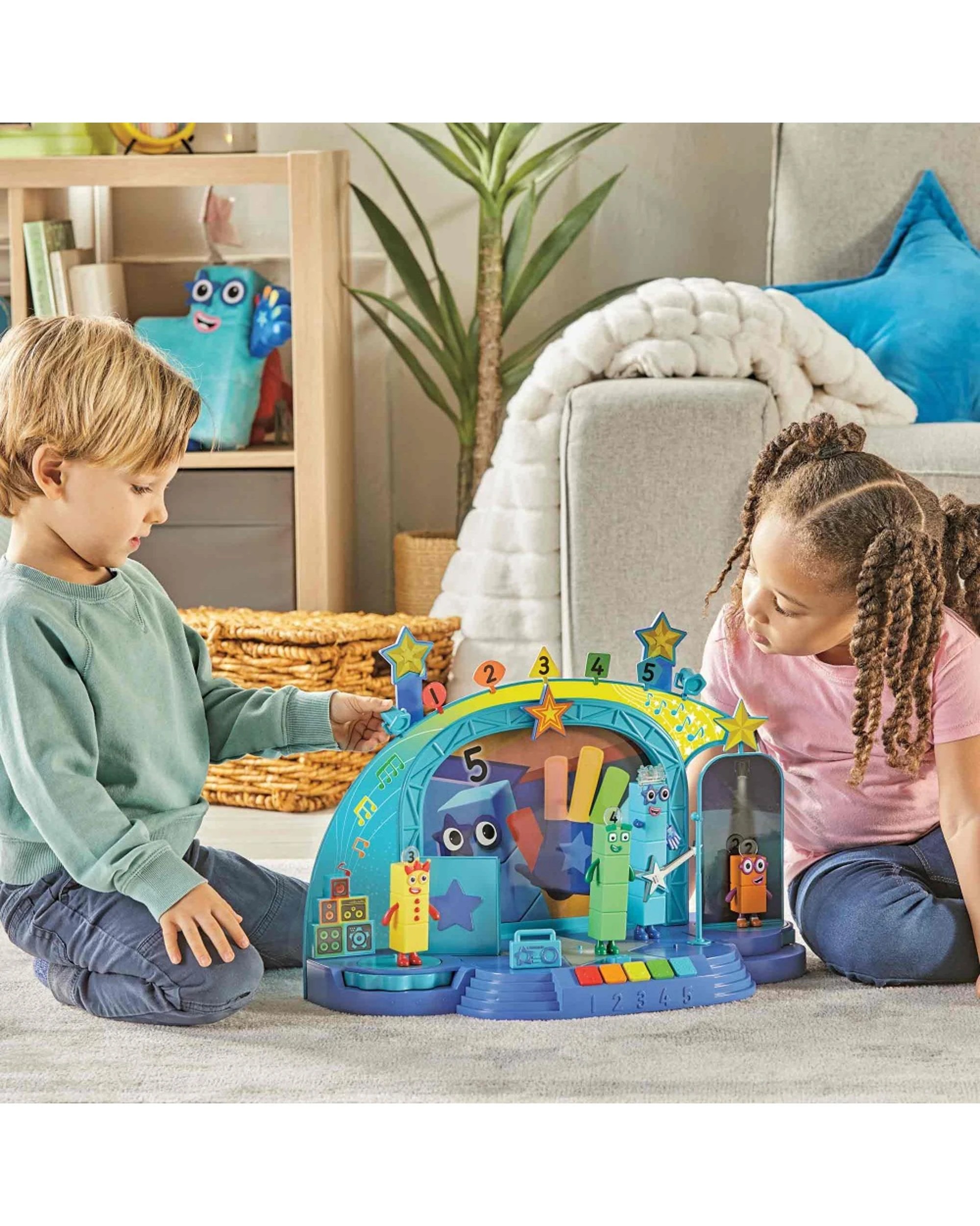 10 Numberblocks Five's Musical Superstar Stage Playset, 10 of 10