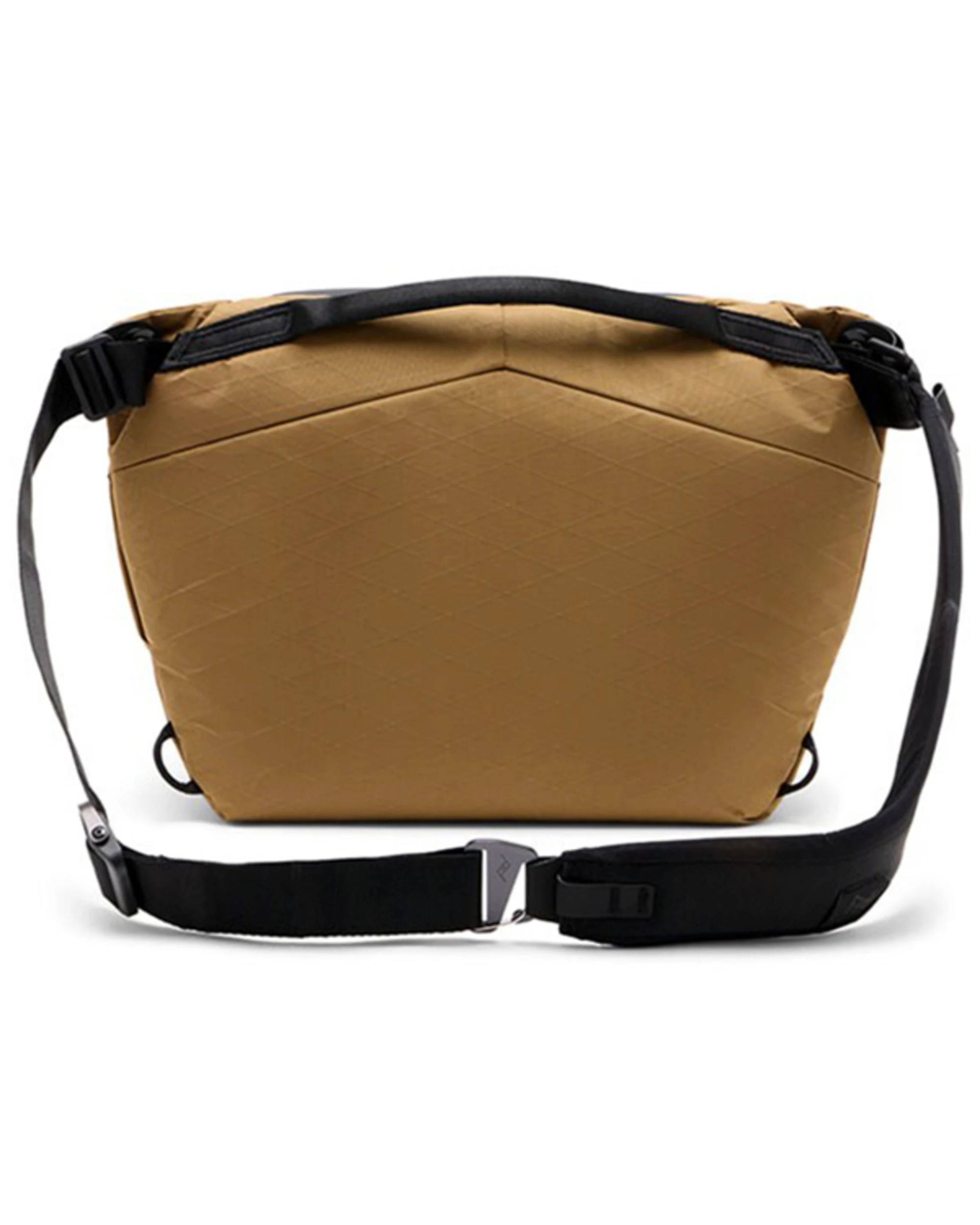 3 Peak Design Everyday Sling 6L v2 - Coyote, 3 of 5