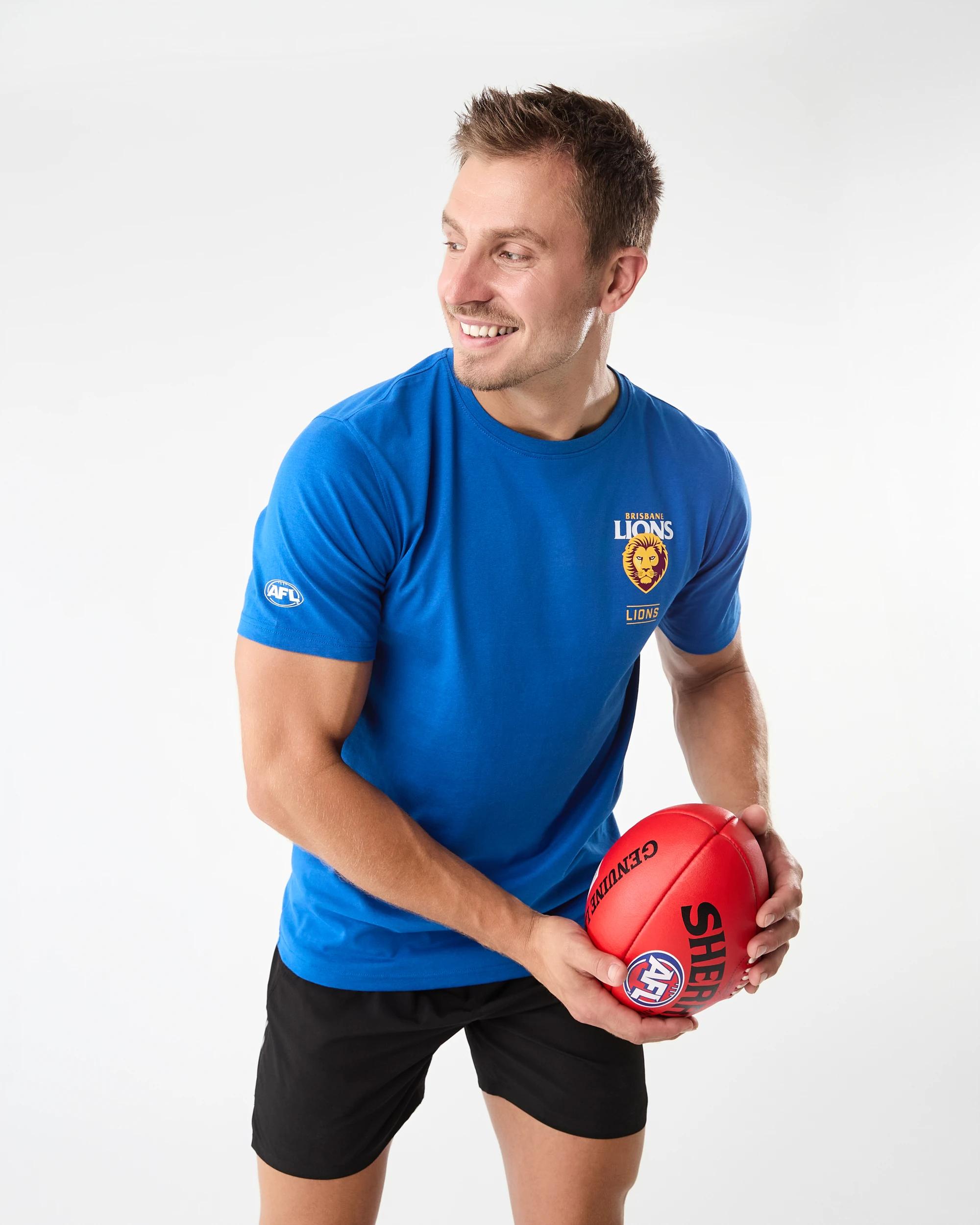 1 Official AFL Adult T-shirt Brisbane, 1 of 9