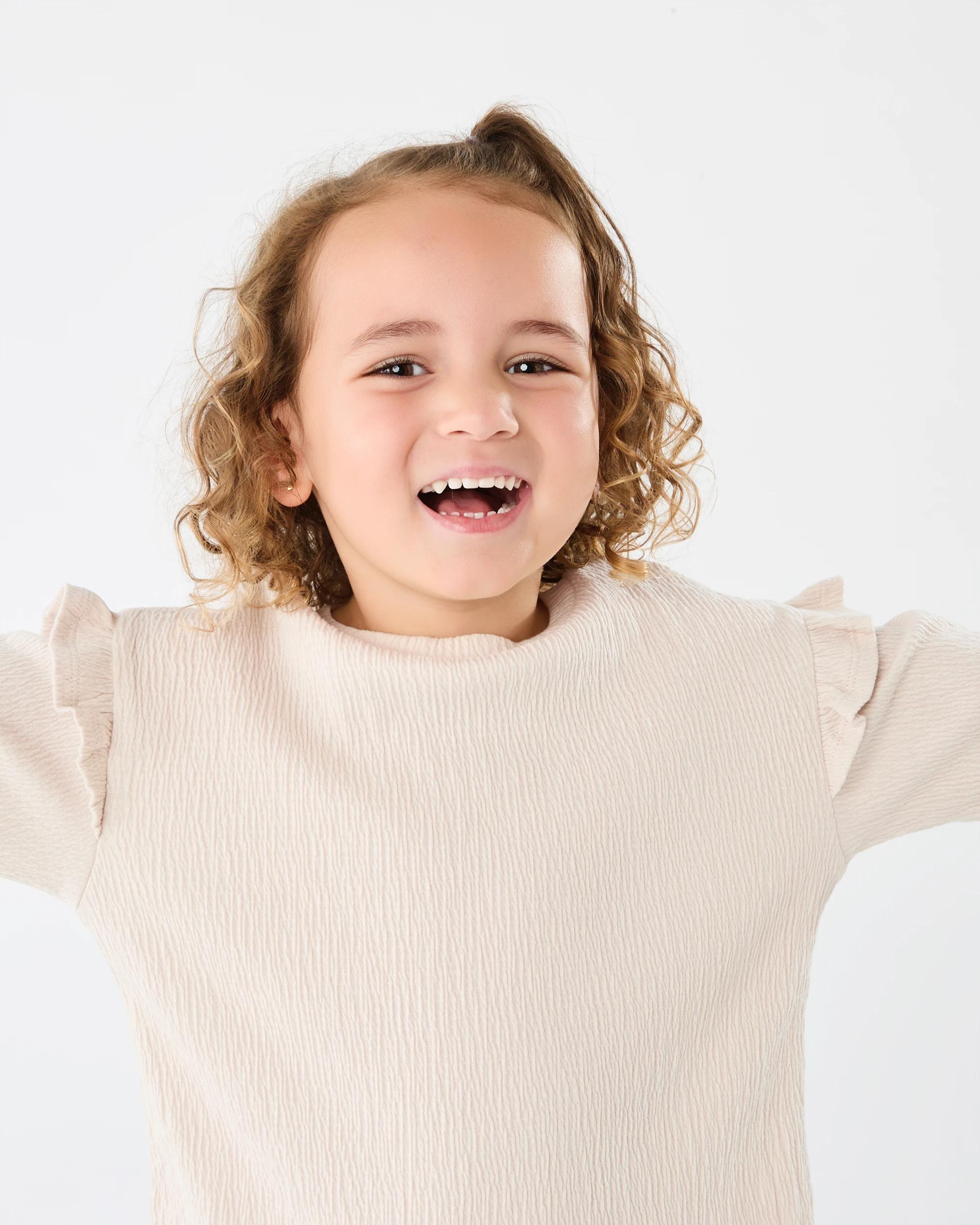 2 Long Sleeve Texture T-shirt Pmc Chalk, 2 of 5