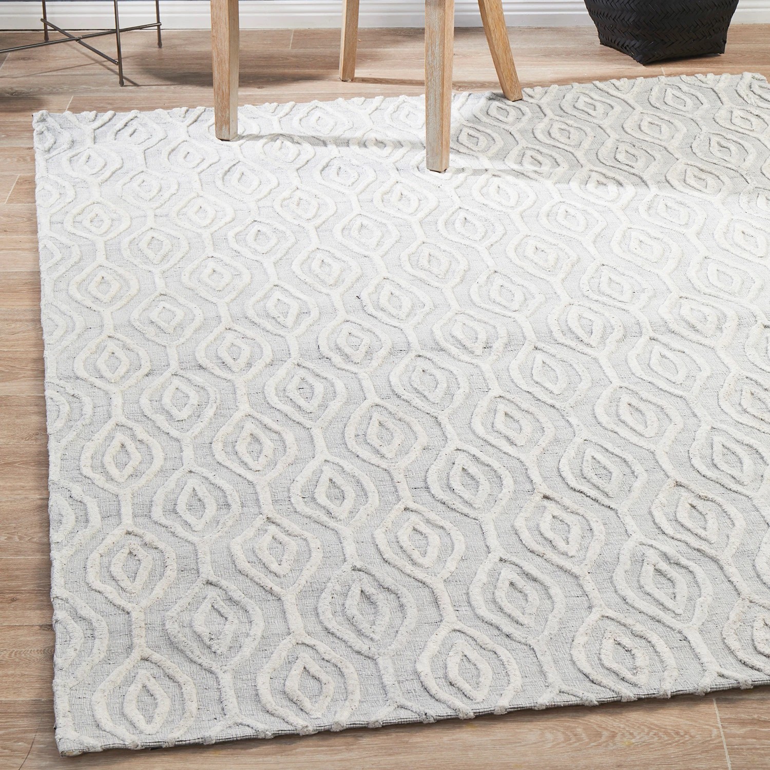 1 Common Ground Rugs Tableau 5050 400x300cm - Extra Extra Large Hand Loomed Wool Floor Rug - White, 1 of 7