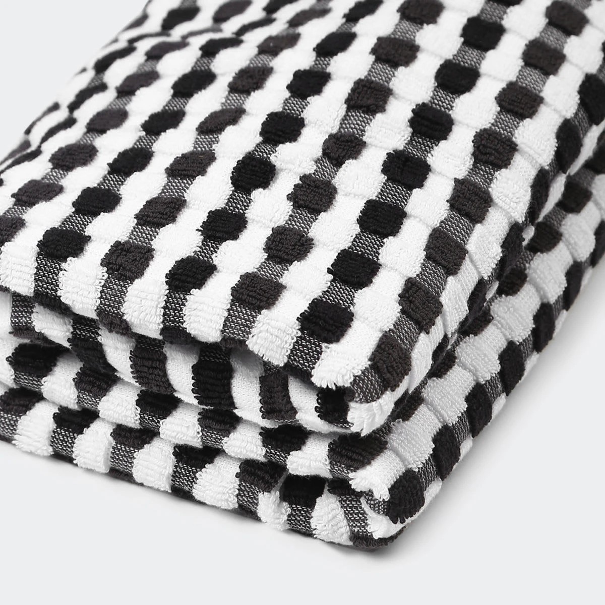 4 Monochrome Popcorn Bath Towel, 4 of 6