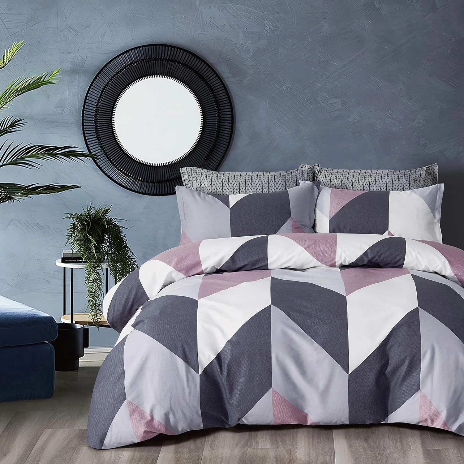 1 Gioia Casa Printed Cotton Reversible Quilt Cover Set - Queen Bed - Dylan, 1 of 6