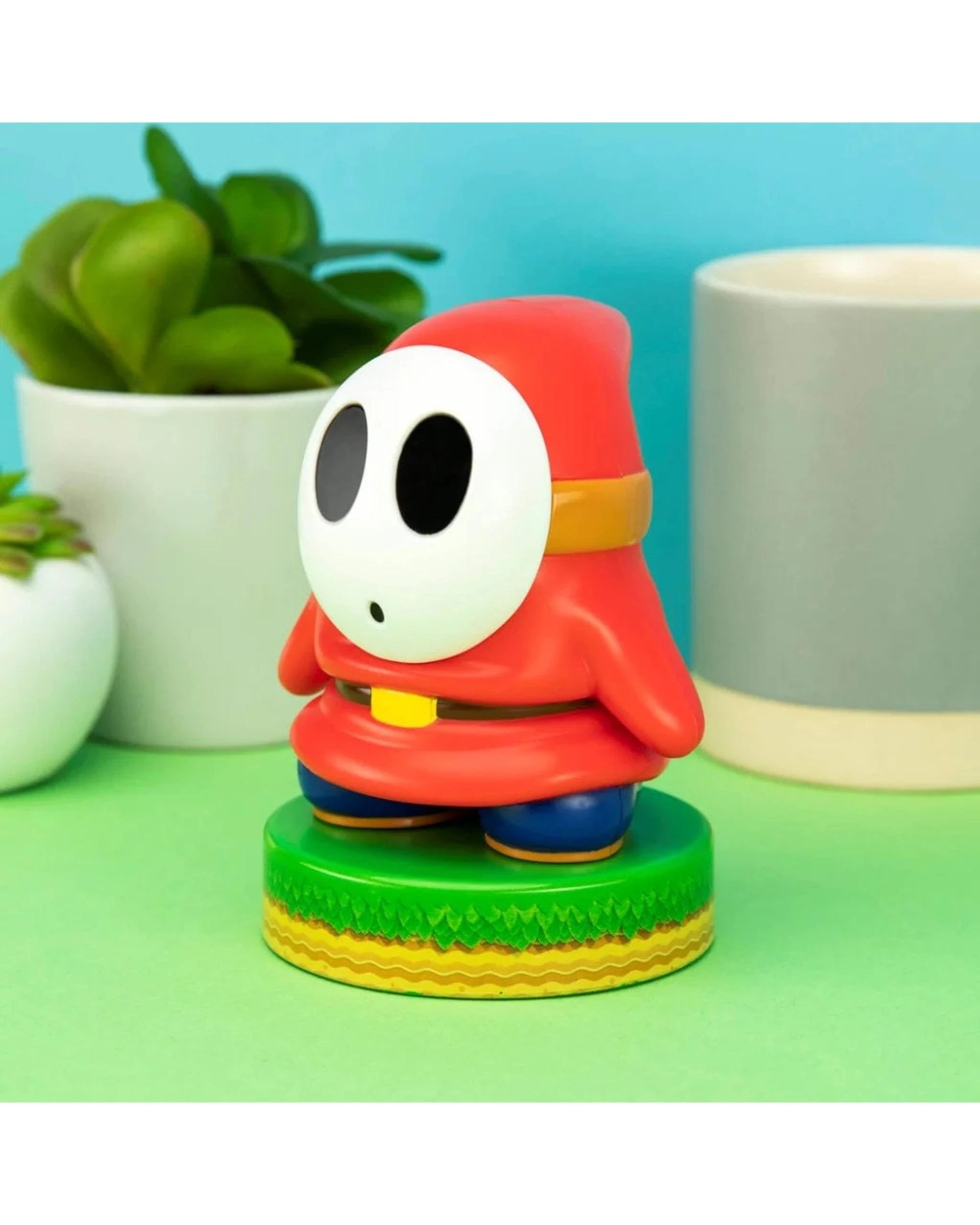 3 Paladone Super Mario Shy Guy Icons Light, 3 of 4