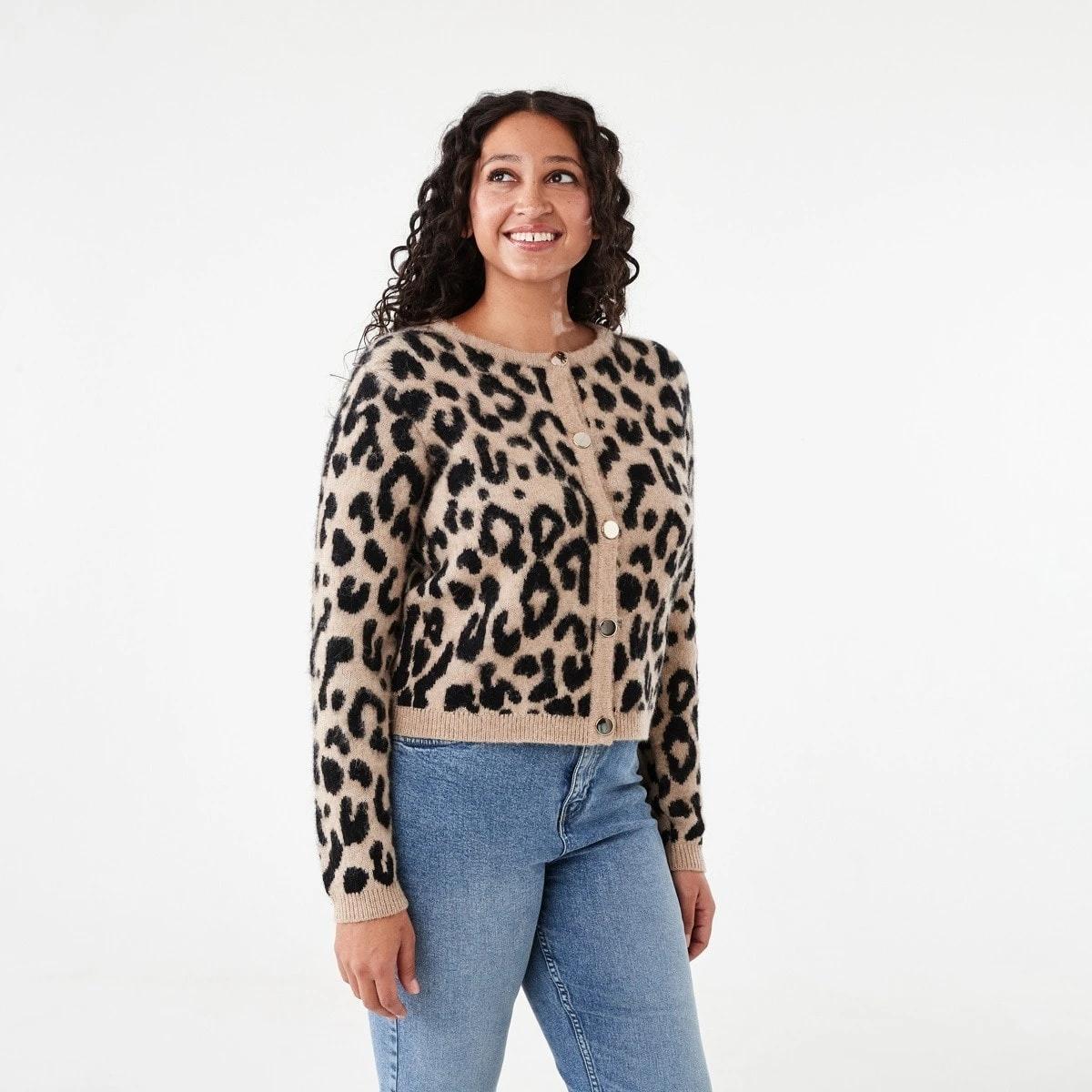 2 Fluffy Animal Cardigan Leopard, 2 of 6
