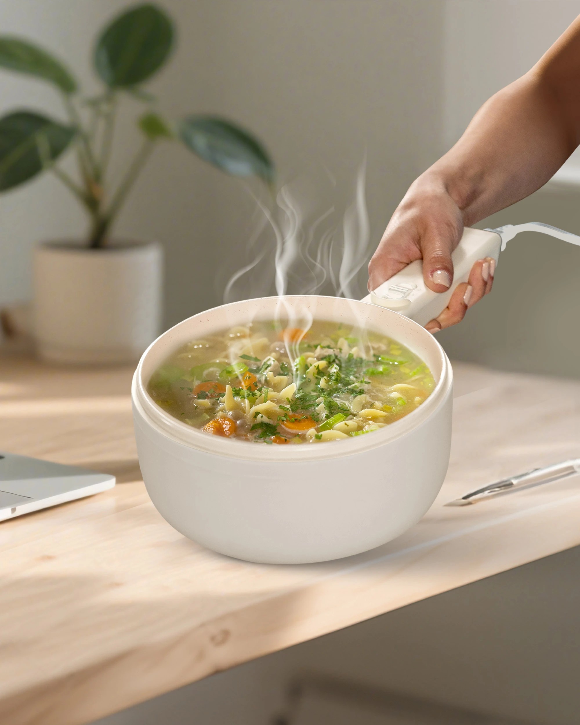 2 Global Shop Direct CeraPro Electric Cooker 2.5L Multi-Purpose Portable Electric Cooker and Hot Pot, 2 of 9