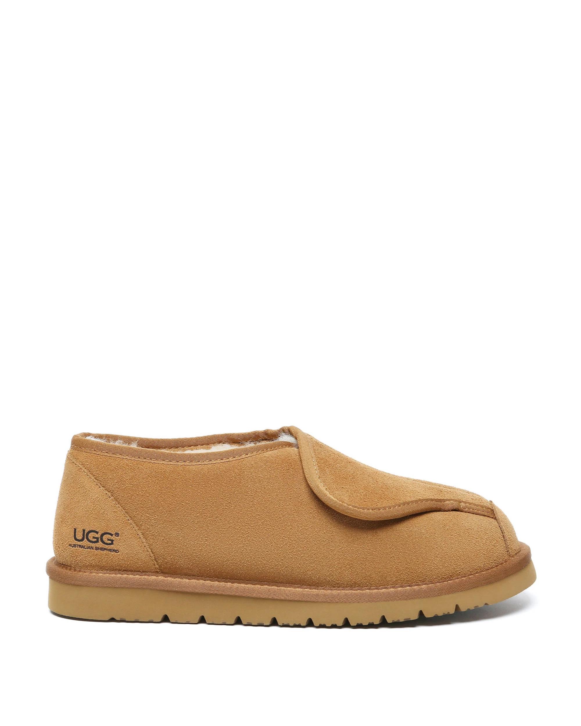 1 Australian Shepherd UGG Tristen Adjustable Slippers CHESTNUT, 1 of 5