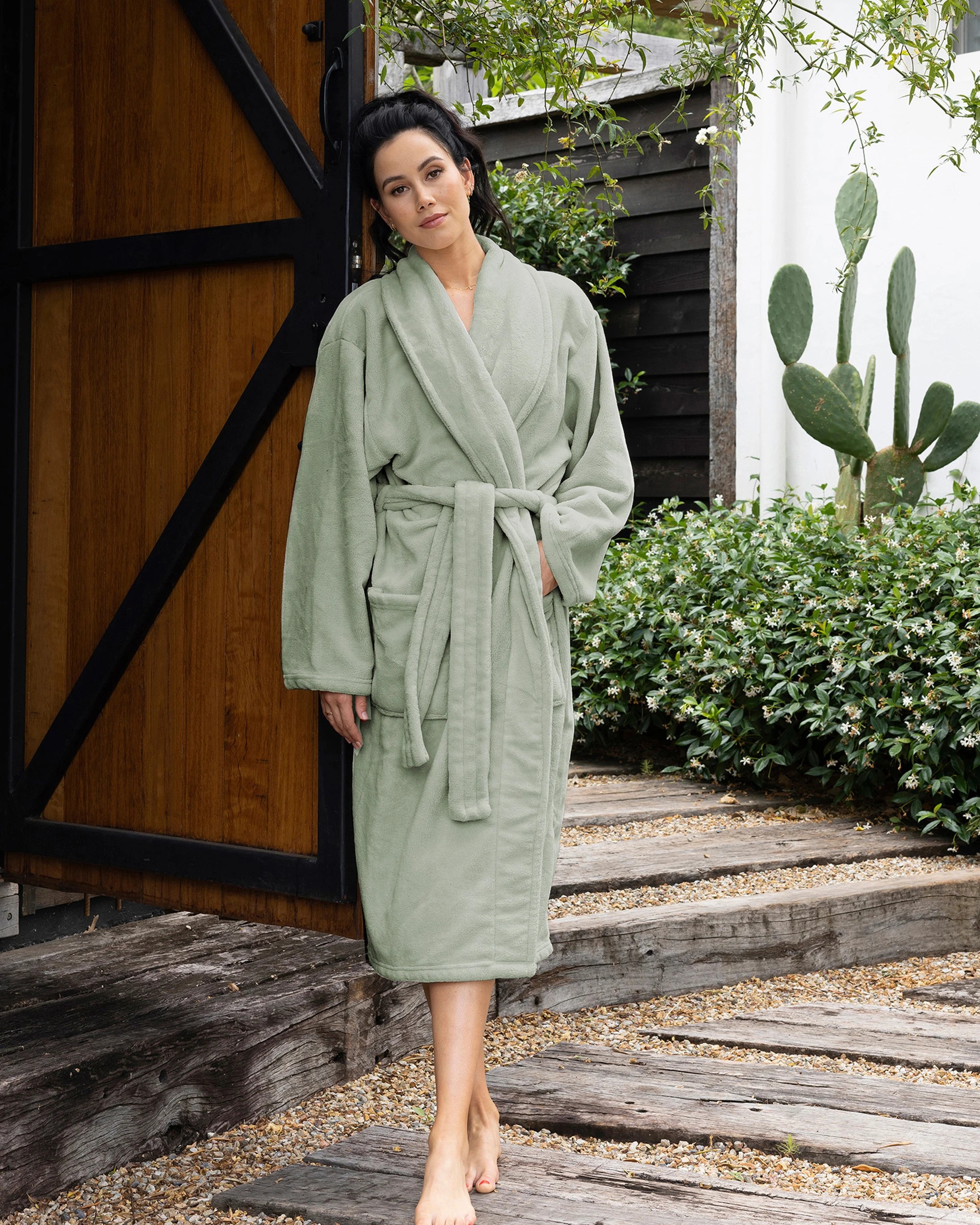2 Bambury Soft Microplush Coral Fleece Bathrobe Dressing Gown Size Medium/Large Sage - Green, 2 of 5