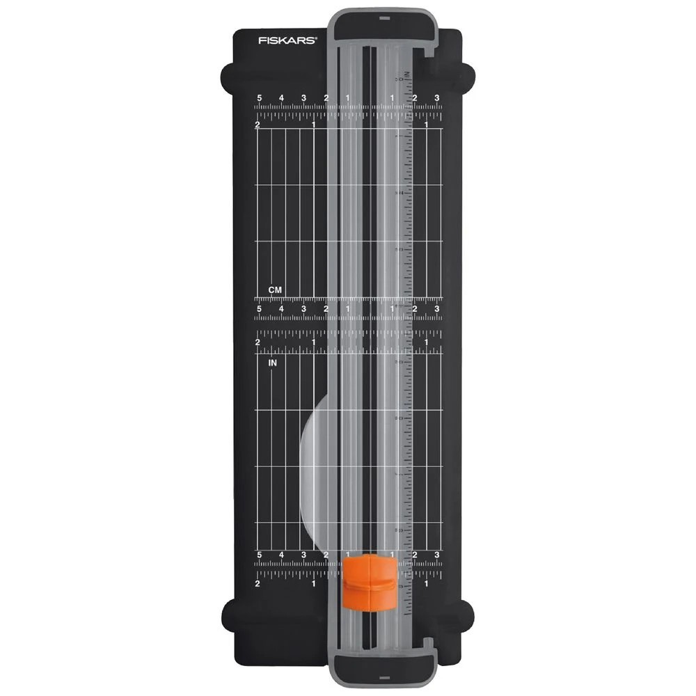 1 Fiskars A5 SureCut Paper Trimmer 22cm, 1 of 3