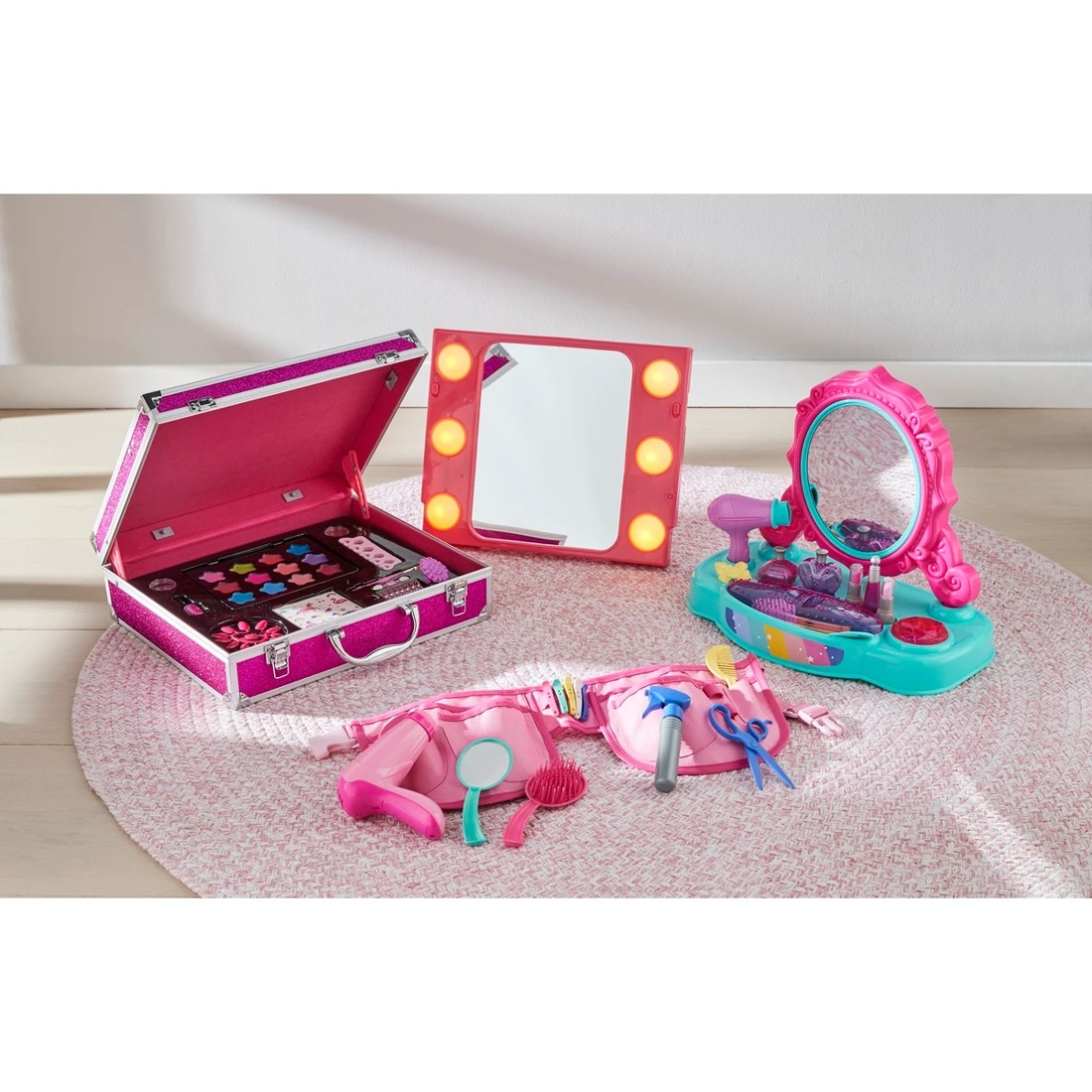 5 Light Up Makeup Case, 5 of 5