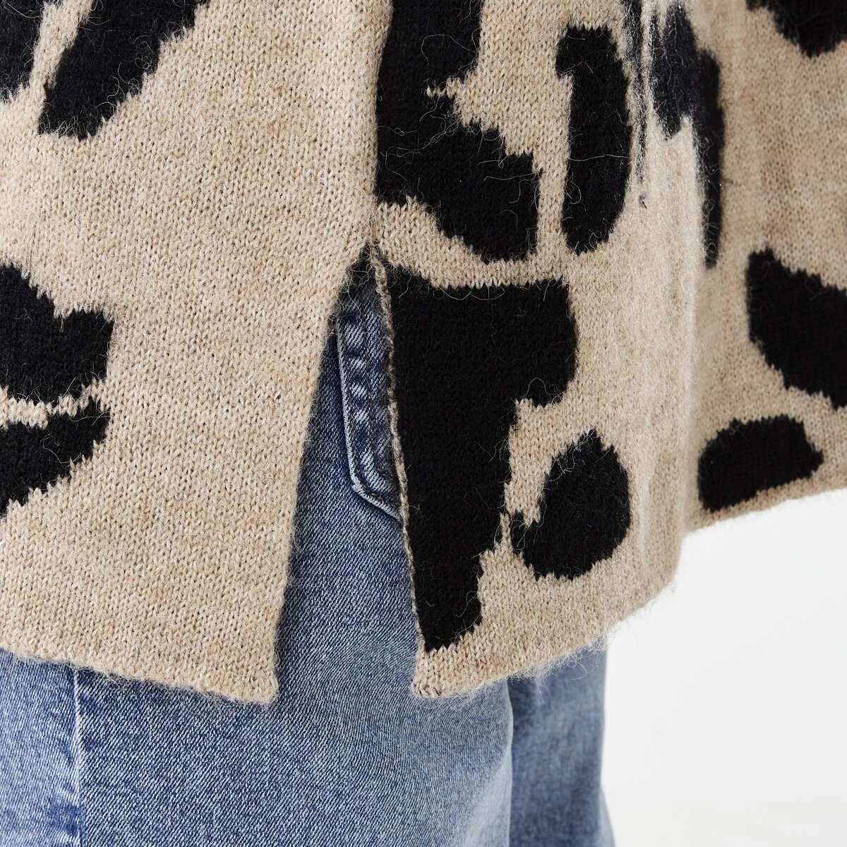 6 Fluffy Animal Jumper Leopard, 6 of 6