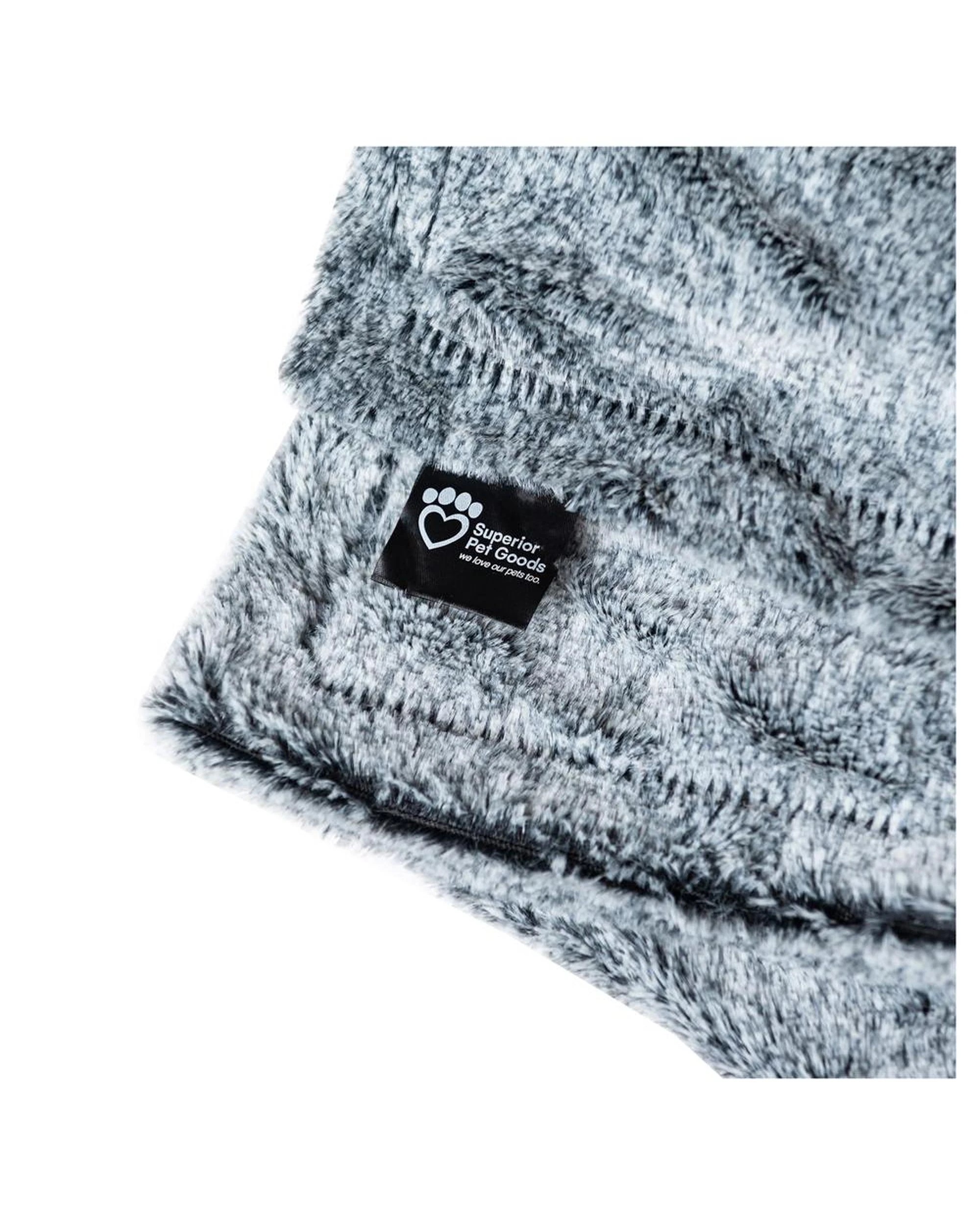 6 Superior Pet Calming Plush Pet Blanket Arctic Faux Fur Small, 6 of 6