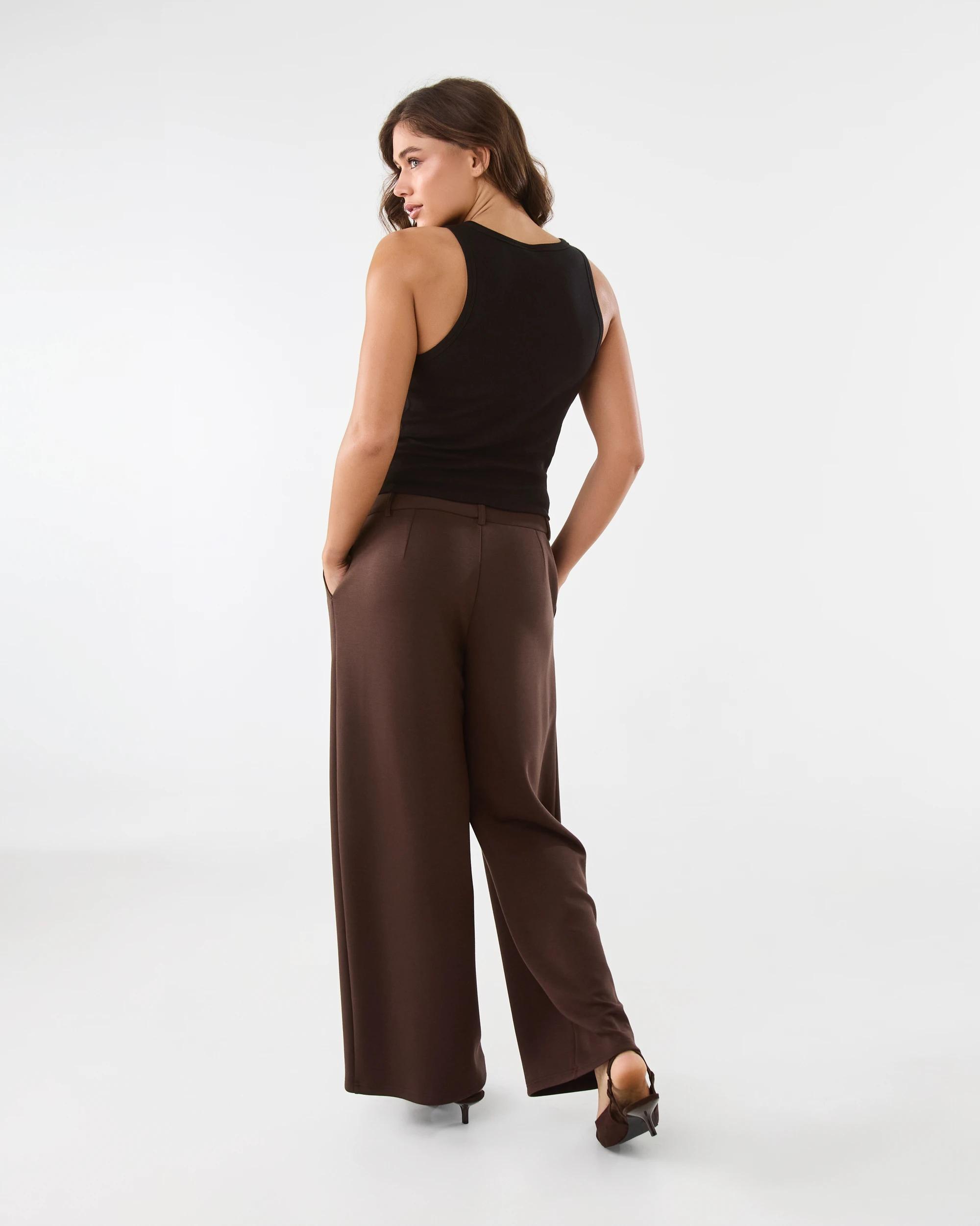 4 Sleeveless Shelf Bra Tank Black, 4 of 6