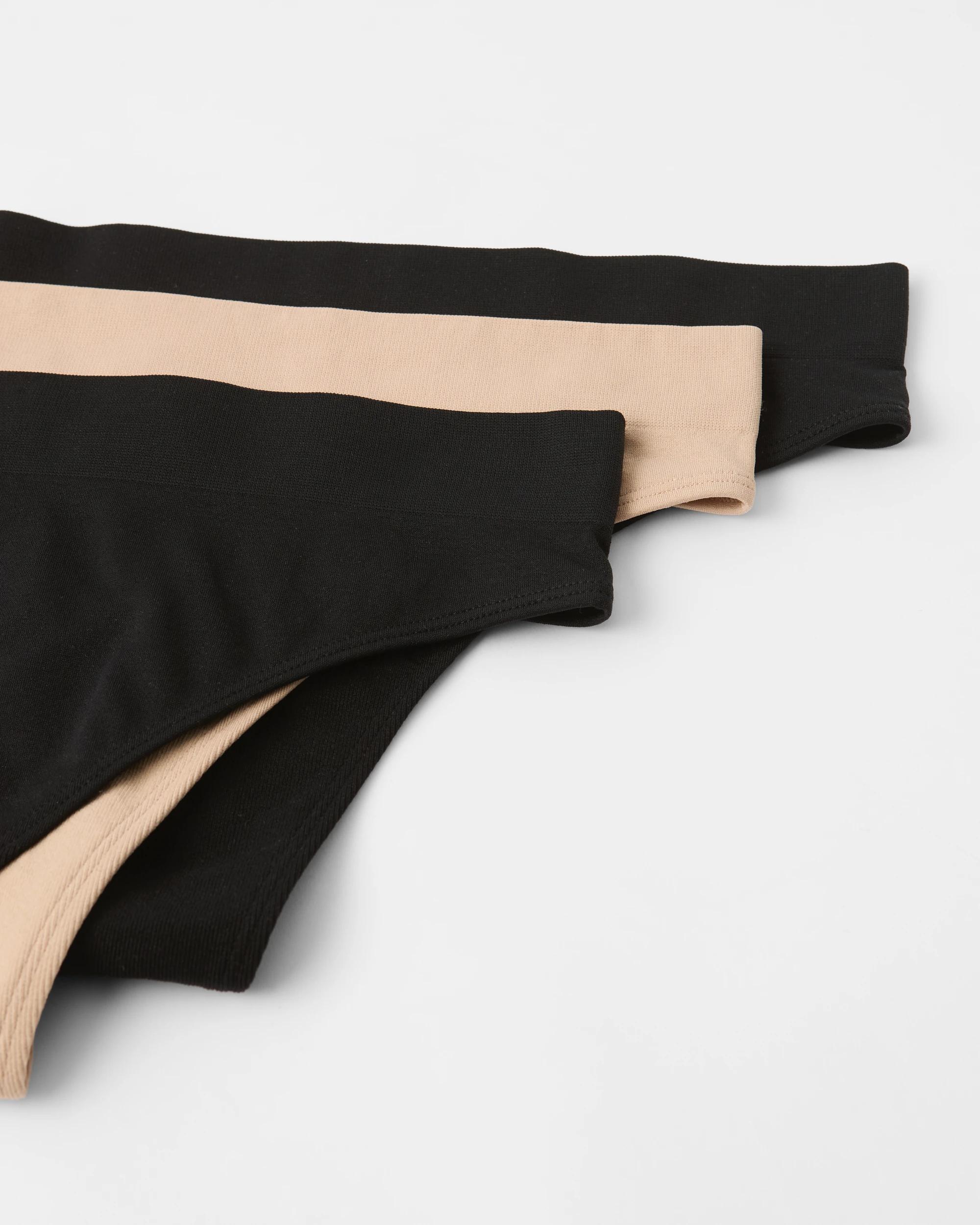 3 3 Pack Seamfree G-String Briefs Blk Lf Blk, 3 of 6