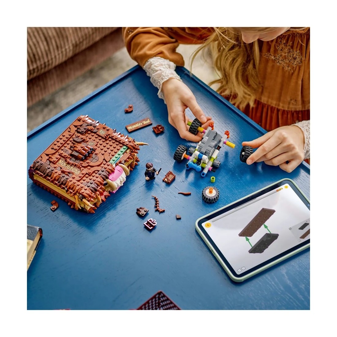 7 LEGO Harry Potter Chomping Monster Book of Monsters 76449, 7 of 10